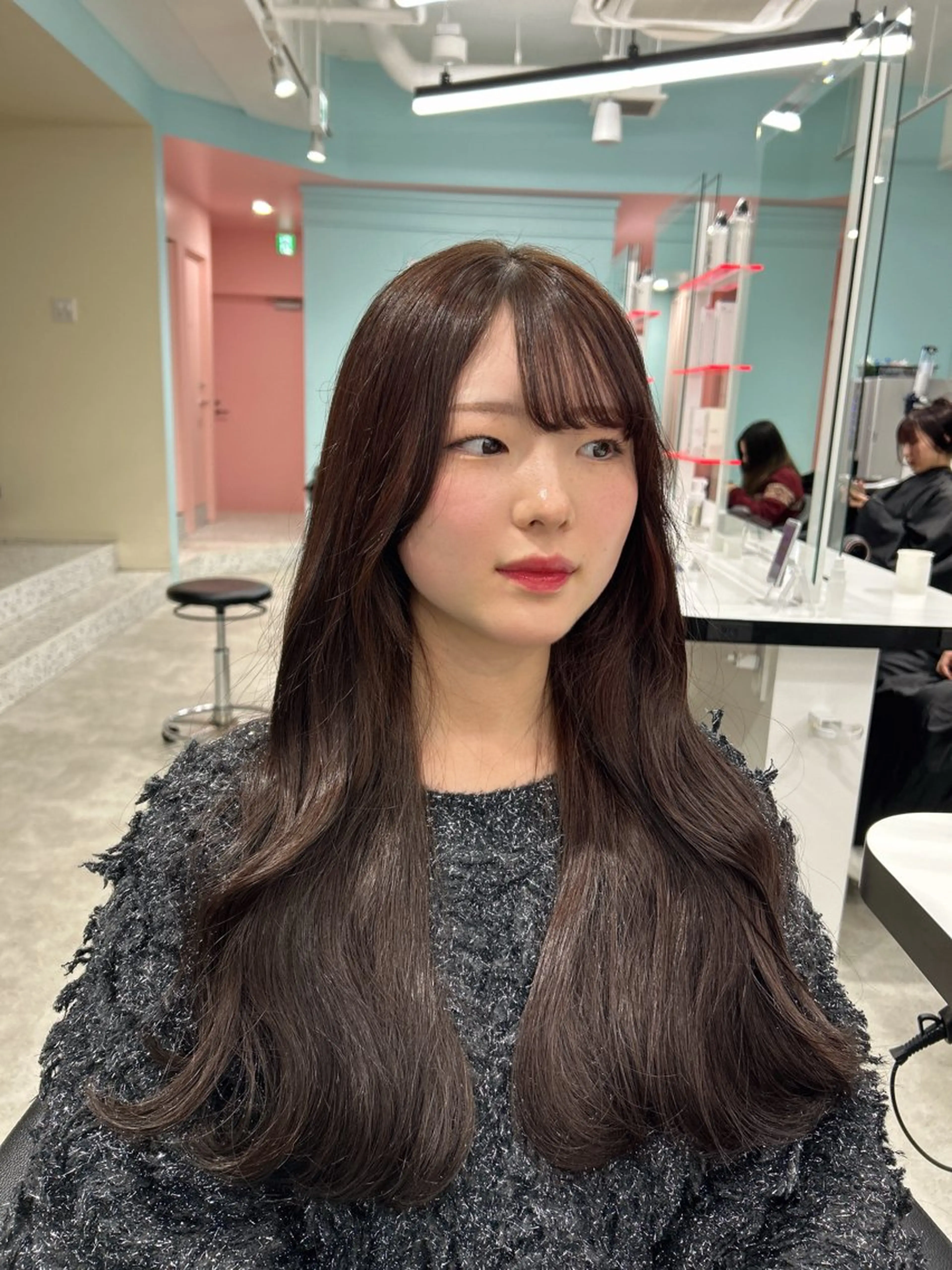 ロング カラー エフェクトブリーチ／ レイヤーカット／翔のヘアスタイル