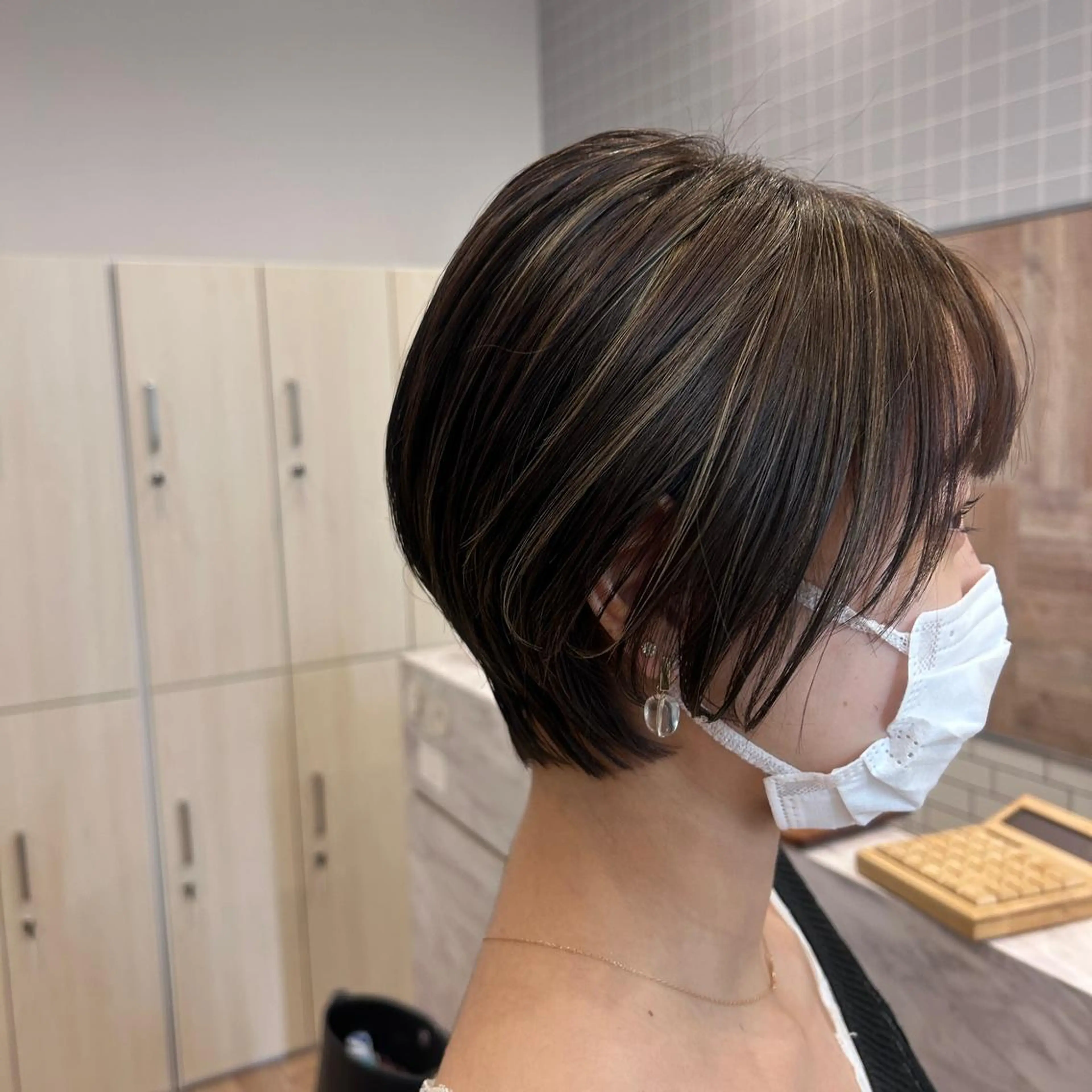 ショート カラー ブリーチ 舟橋 りんかのヘアスタイル