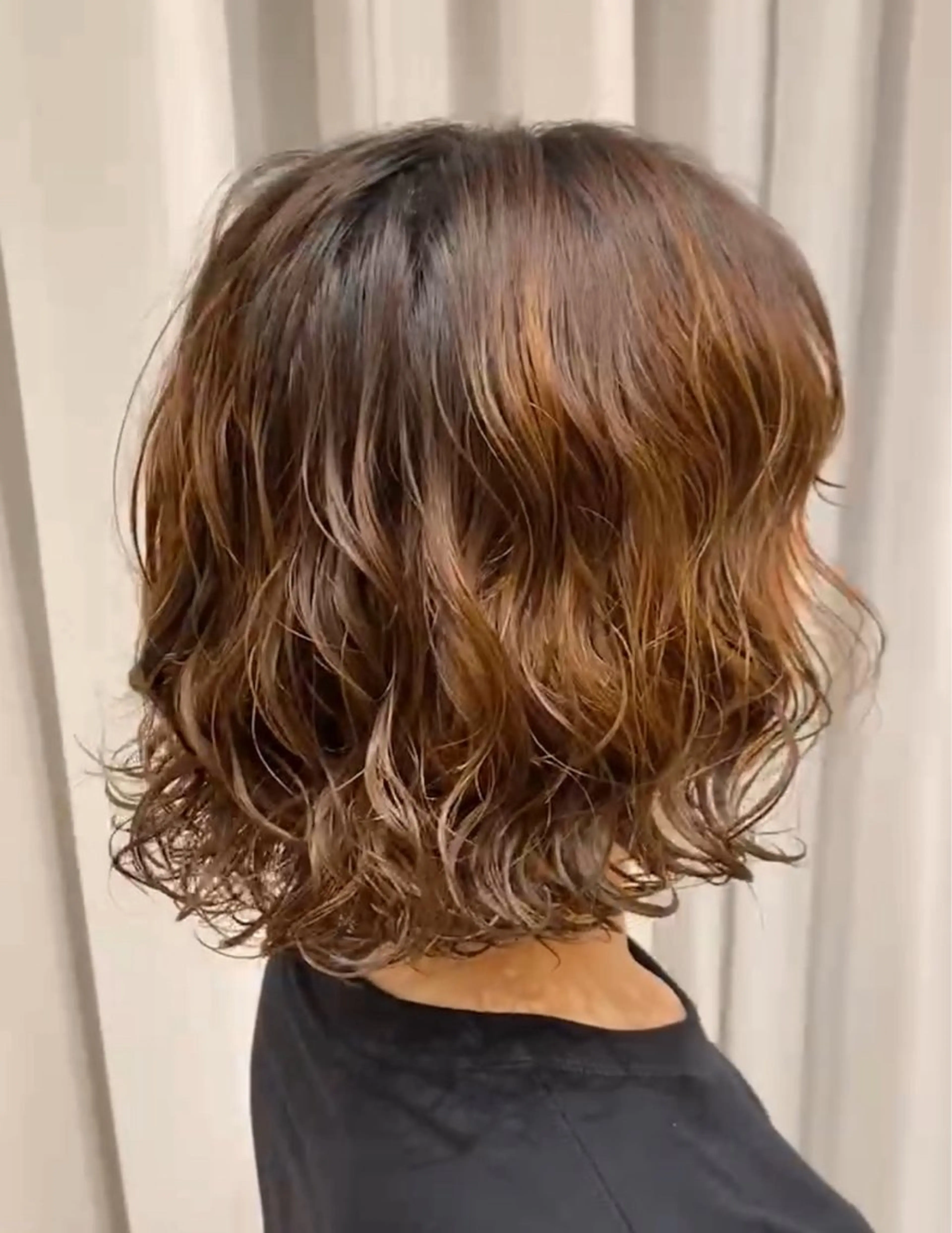 ショート パーマ ボブ 解田彩奈/ stylistのヘアスタイル