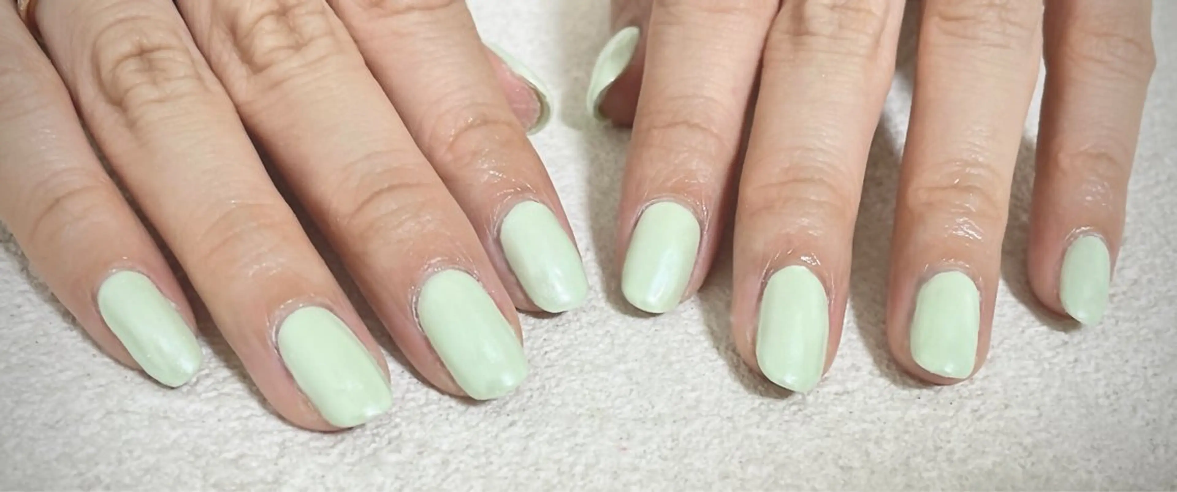 ネイル オーロラネイル ブルー フットネイル フレンチネイル ジェルネイル ハンドネイル Mogu nail 二子玉川のネイルデザイン