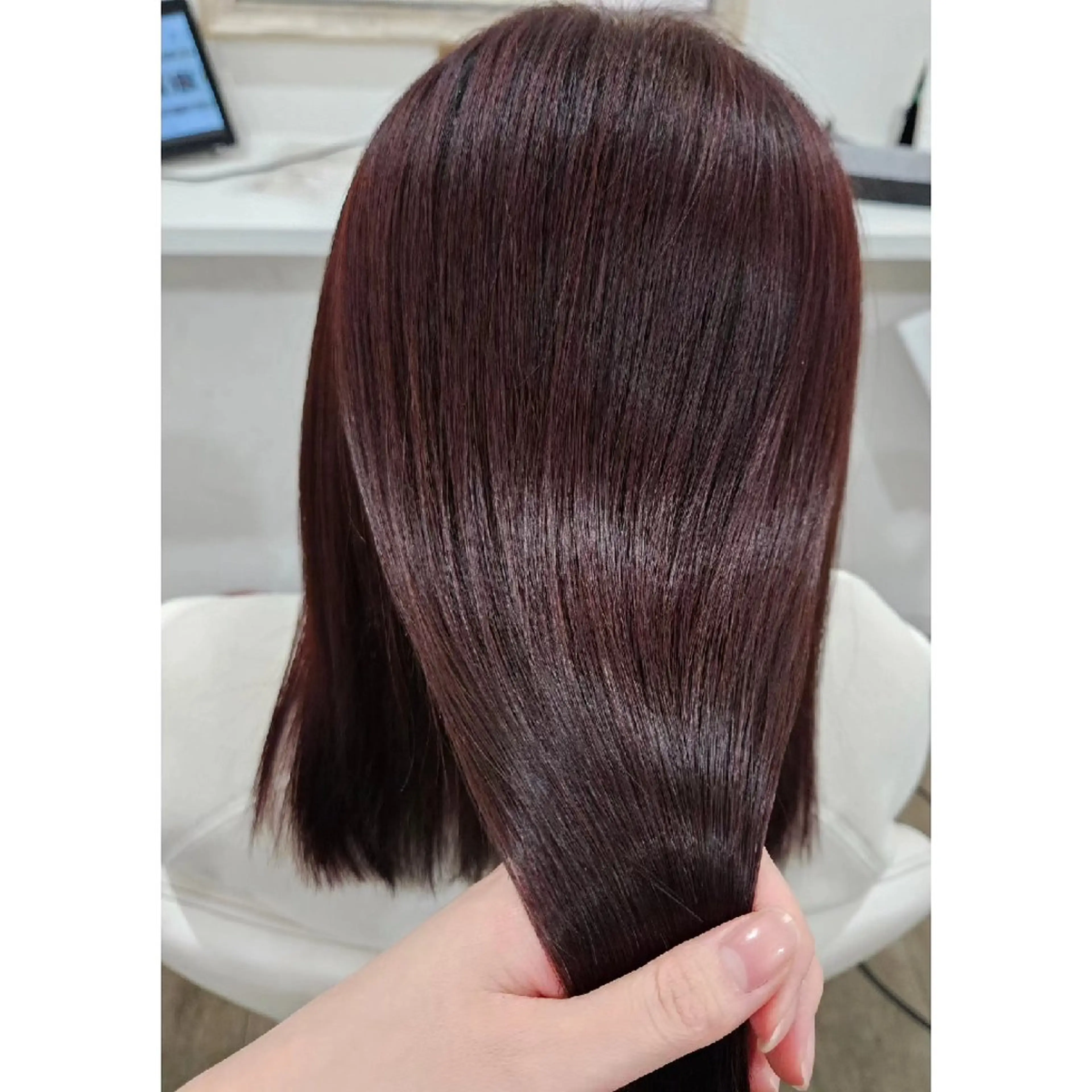 ミディアム カラー パーマ 髪質改善 縮毛矯正 トリートメント 酸性ストレート 酸熱トリートメント カット ヘアカラー 縮毛矯正 髪質改善サロン🍃 AIRI のヘアスタイル