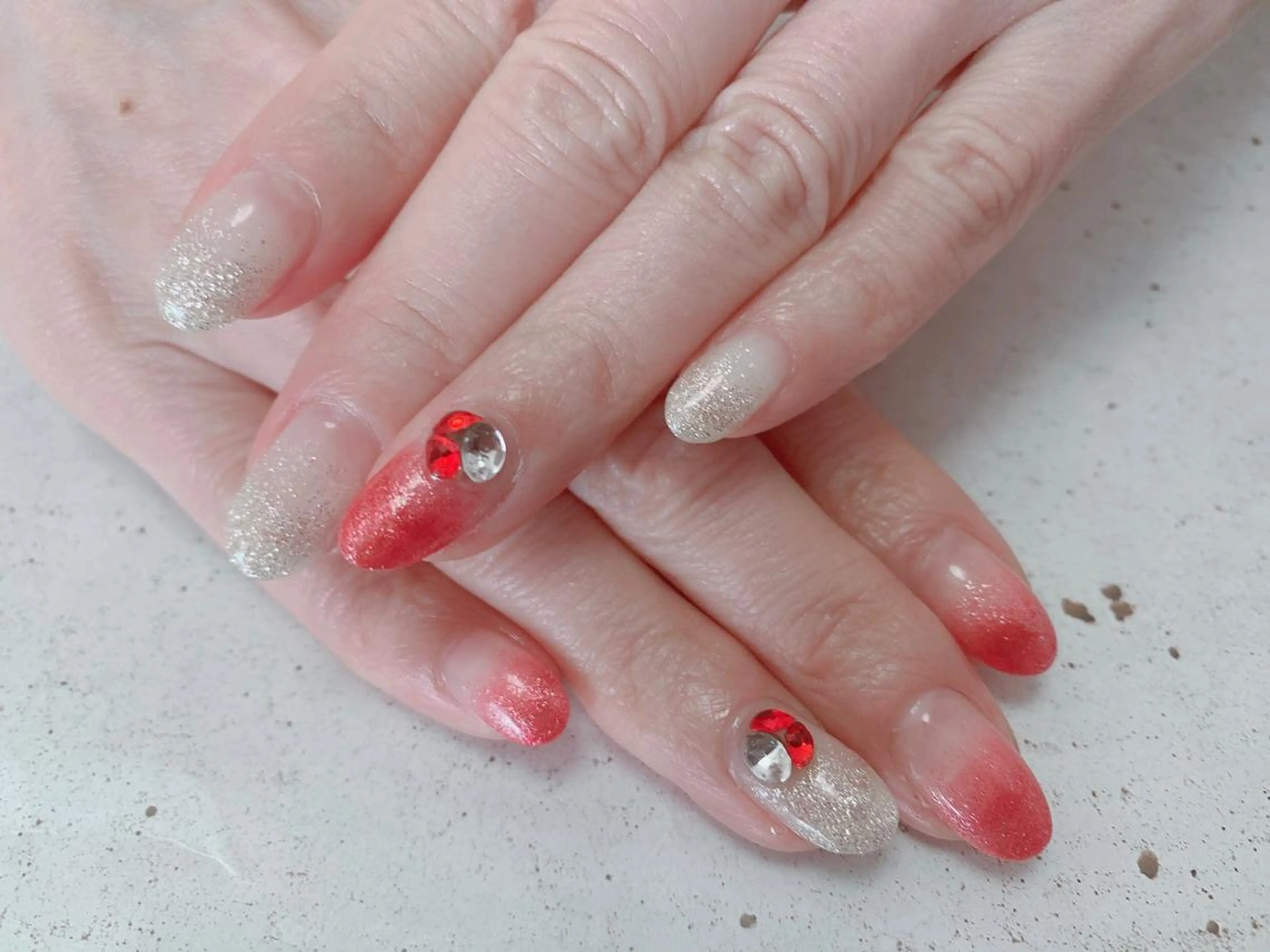 ネイル ストーンネイル nico.nico.mark NAIL所属・小林 梓のエステ・リラクイメージ