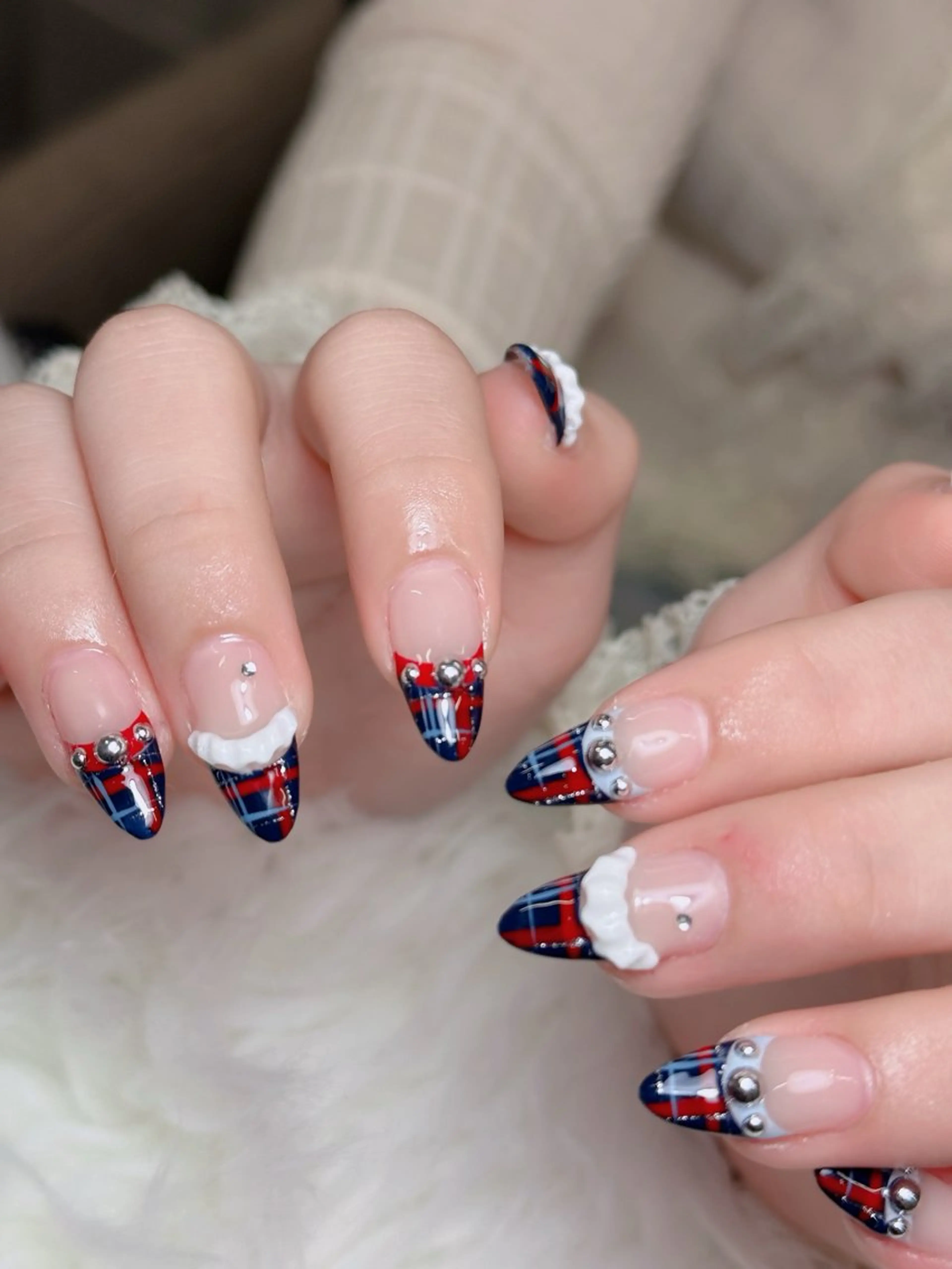 ネイル オーロラネイル チークネイル フットネイル フレンチネイル ハロウィン ハンドネイル Lumi Nail 新大久保3‘のネイルデザイン