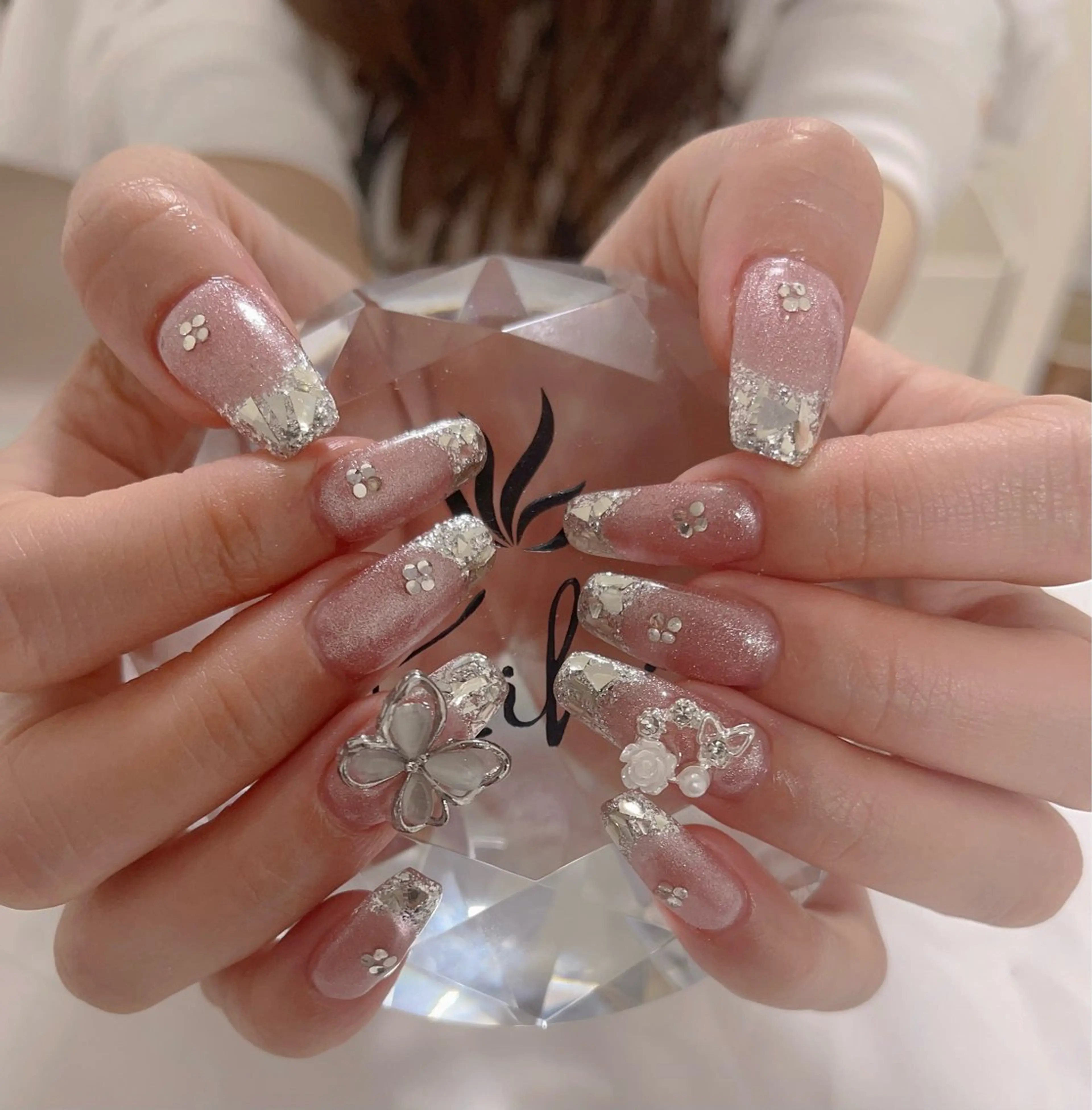 ネイル ハンドネイル ハンドケア さくら💮💮 【オフ無料】のネイルデザイン