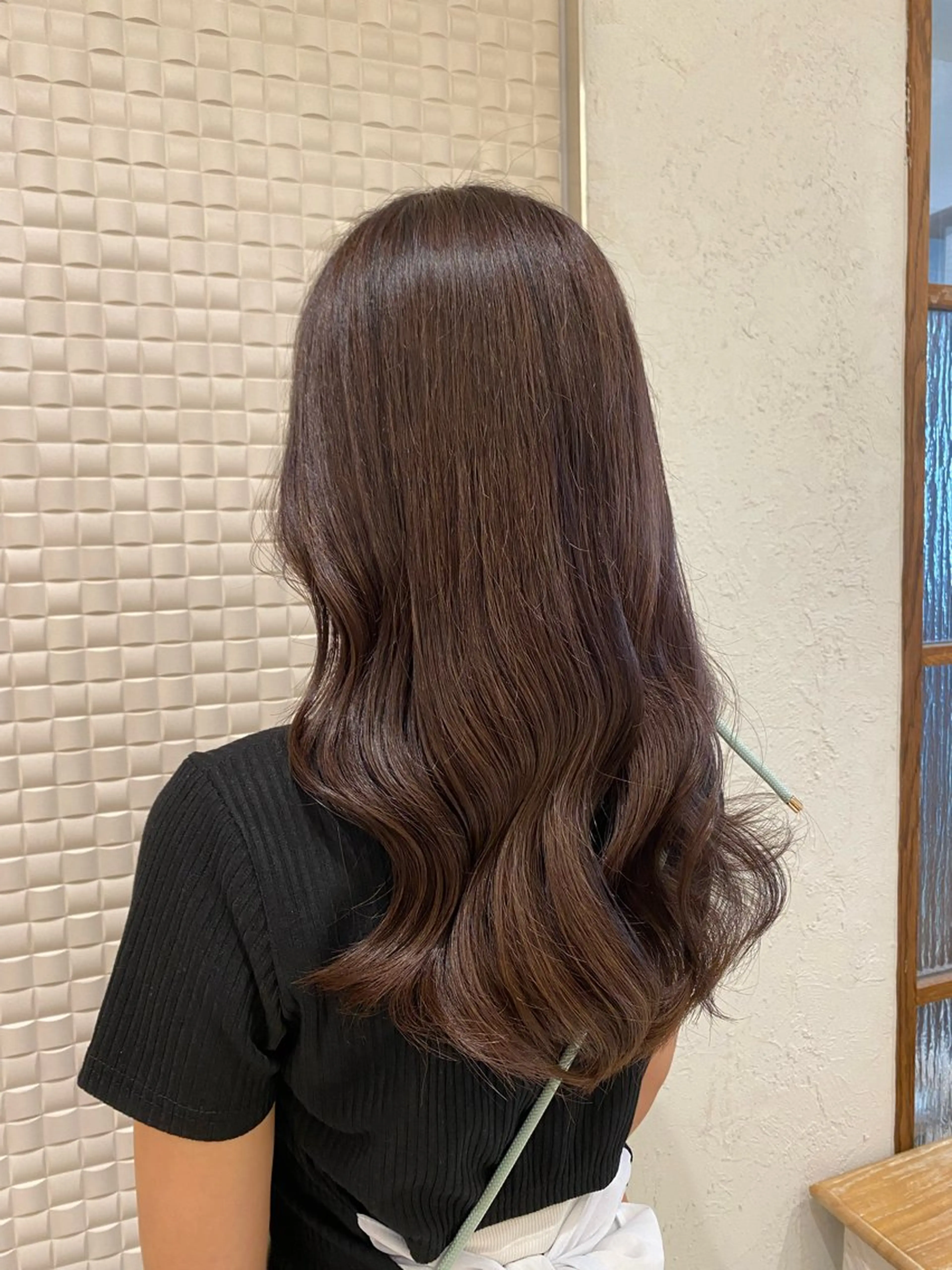 ロング カラー ヘアアレンジ ベージュカラー 透明感カラー ラベンダーカラー ラベンダーベージュ ヘアカラー トリートメント ヘアセット 新宿メンズパーマ ヨモギダのヘアスタイル