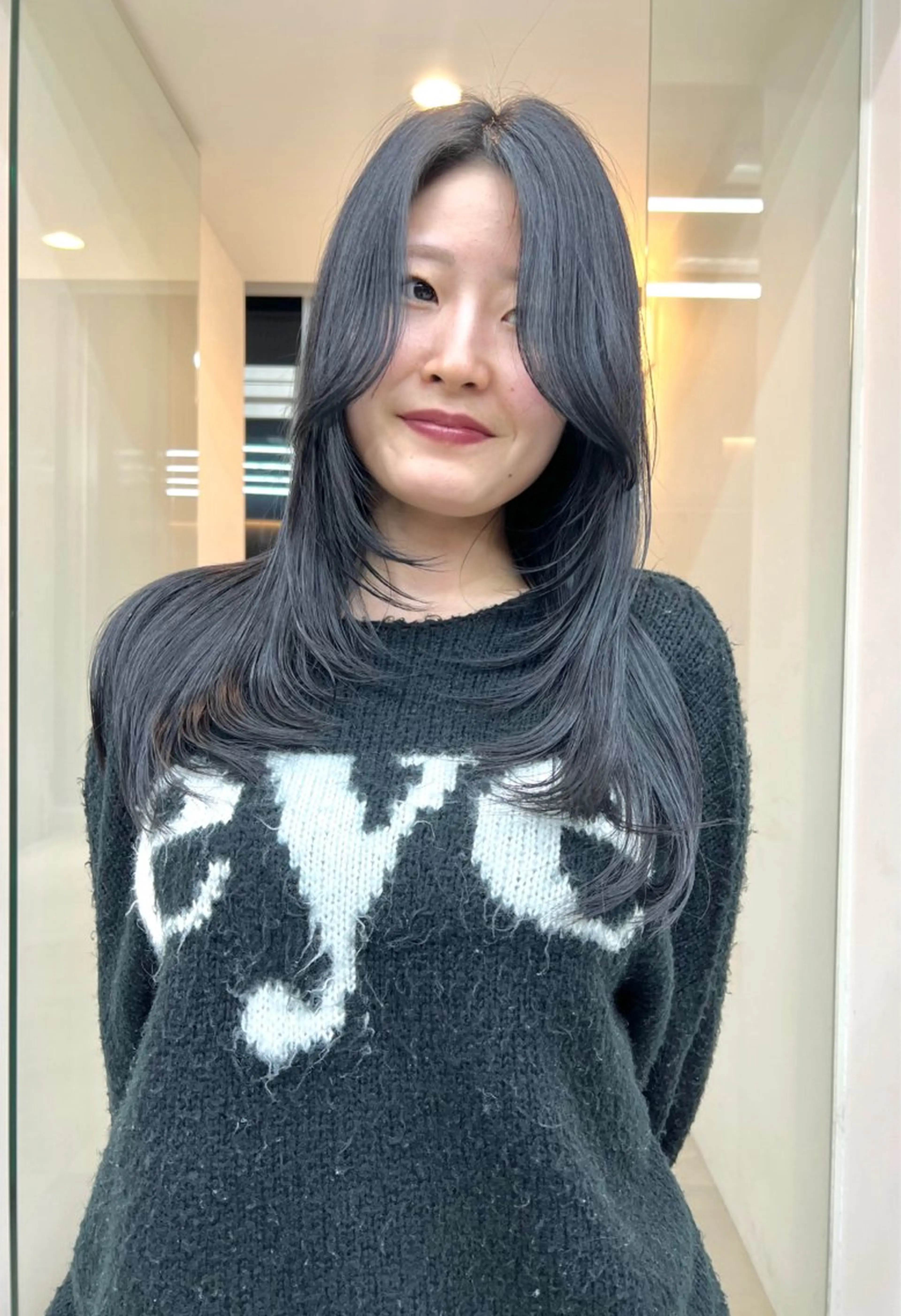 ロング レイヤーカット 秋野 花衣のヘアスタイル