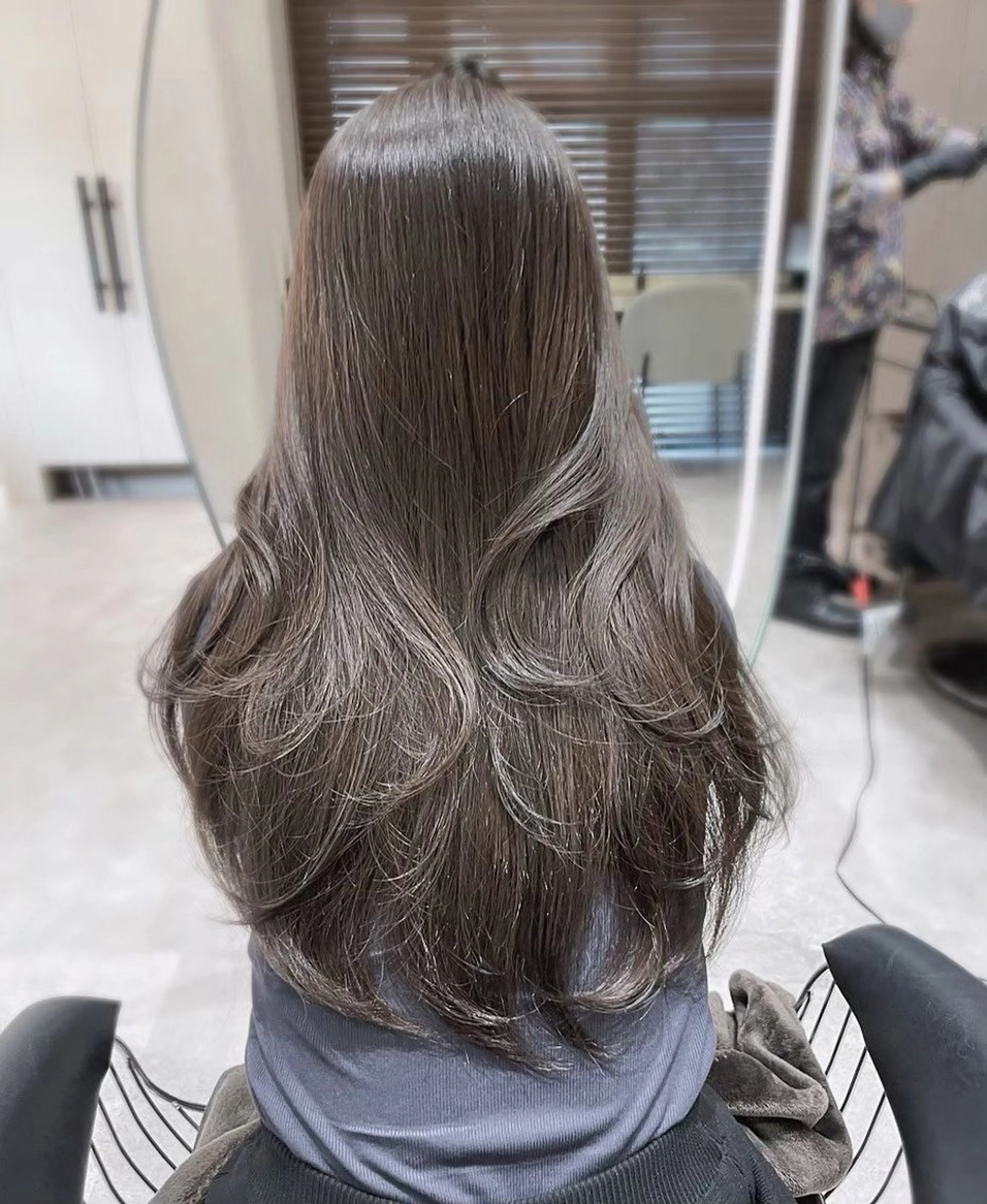 ロング カット ヘアカラー トリートメント 韓国ヘア/ベージュ カラー/髪質改善/涼のヘアスタイル