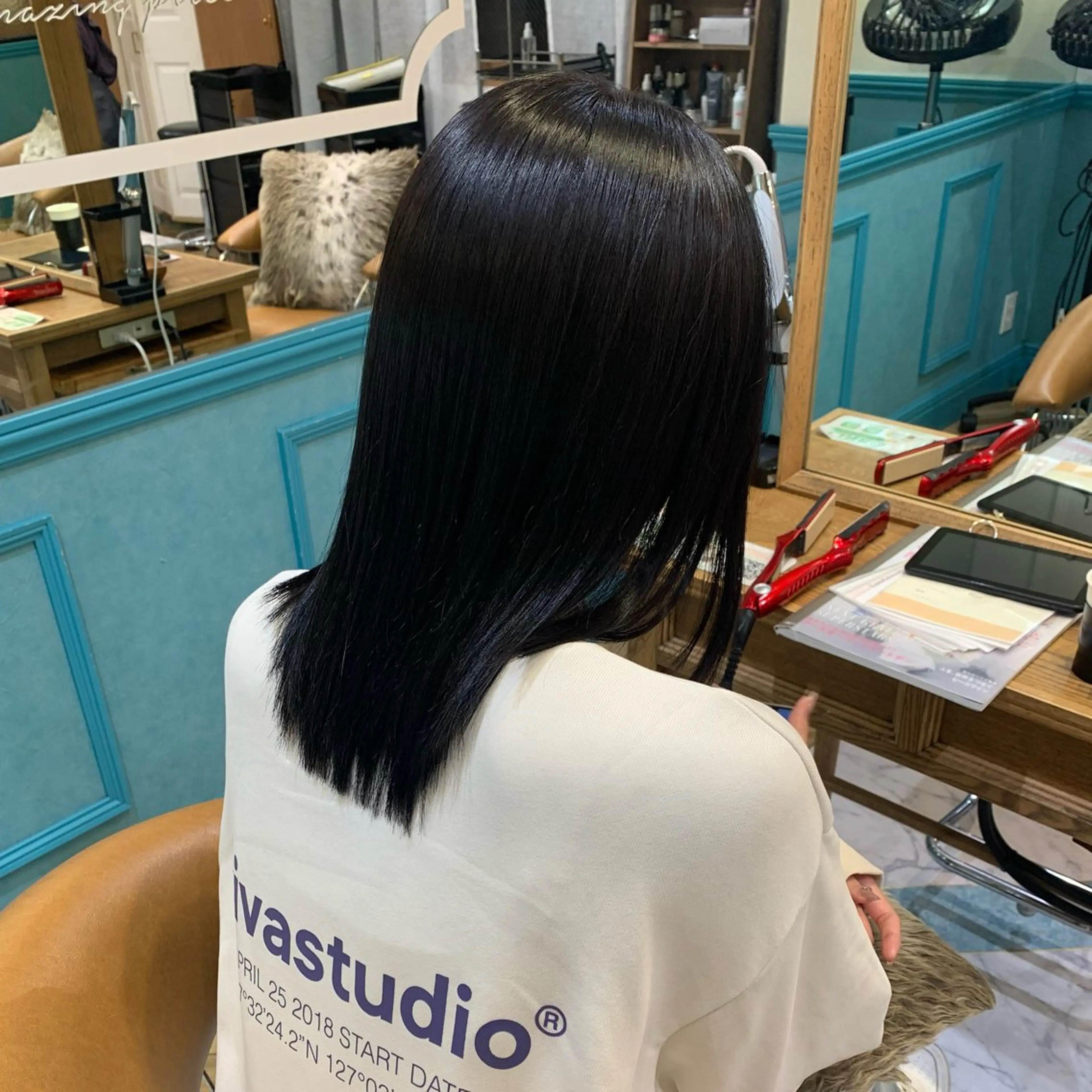 ミディアム カラー ウルフ｜ 大石晴也🦋のヘアスタイル