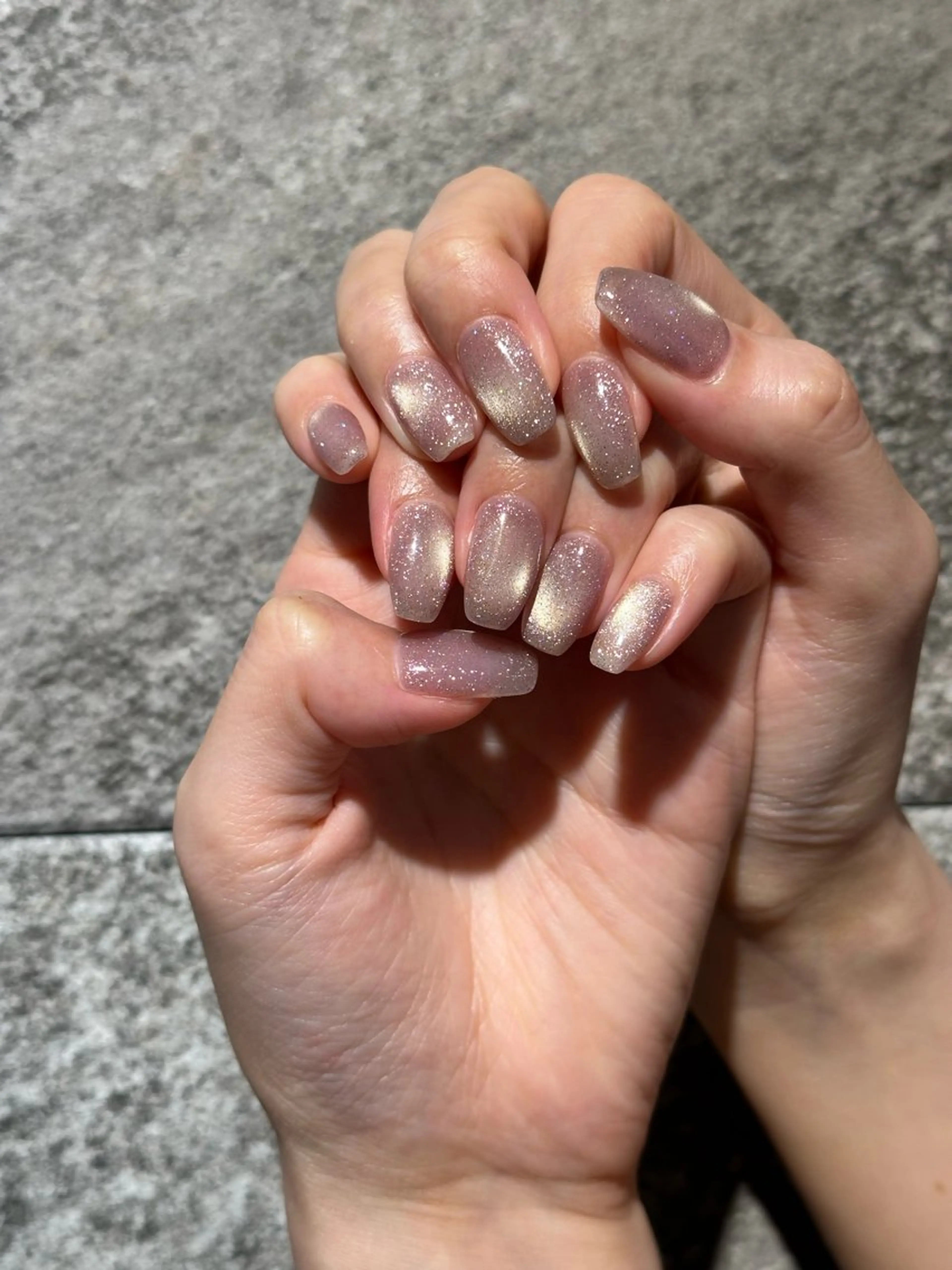 ネイル ブラウン マグネットネイル ハンドネイル Yuji .Fのネイルデザイン