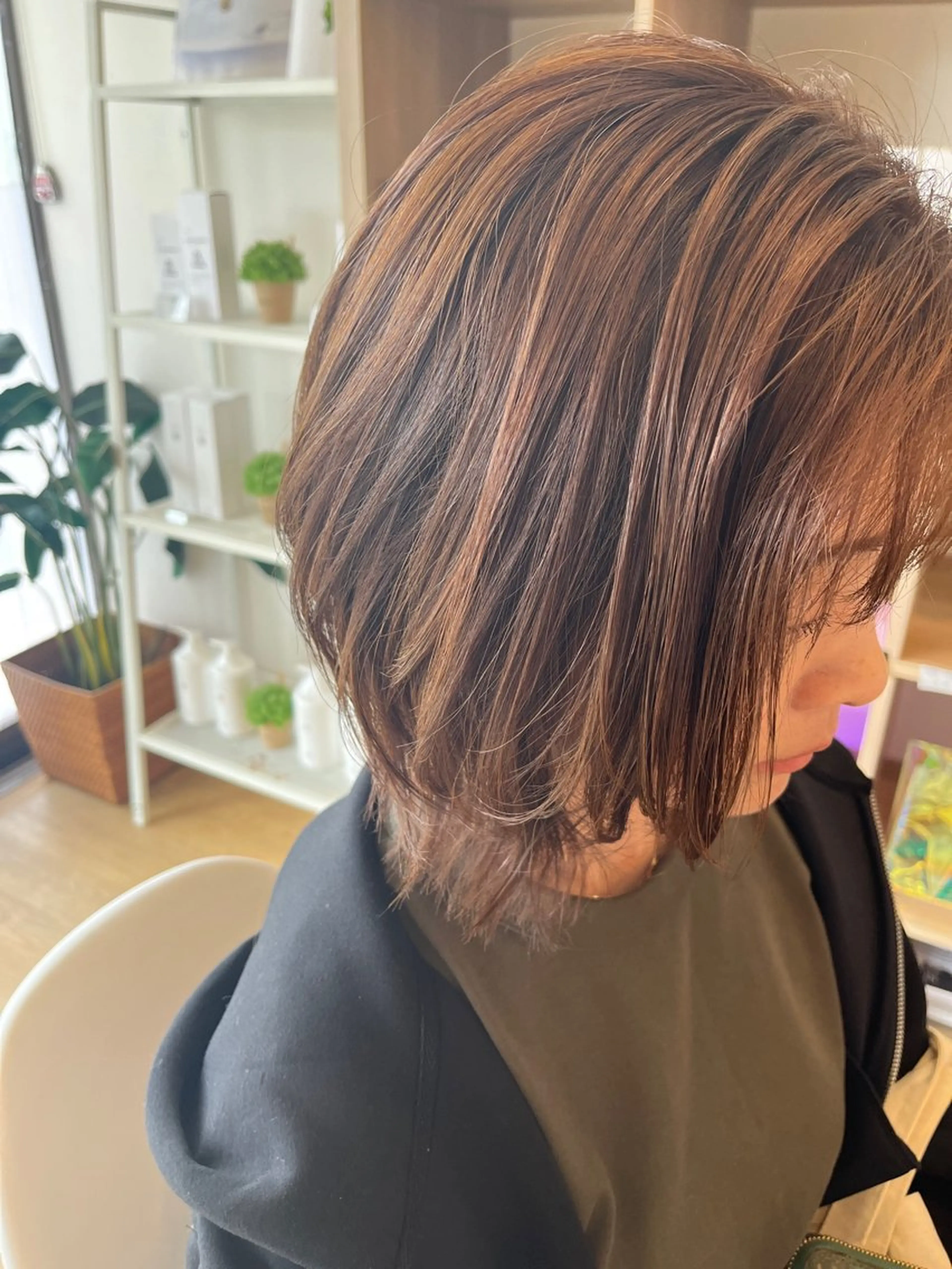 ミディアム くびれヘア レイヤーカット 工藤 惇のヘアスタイル