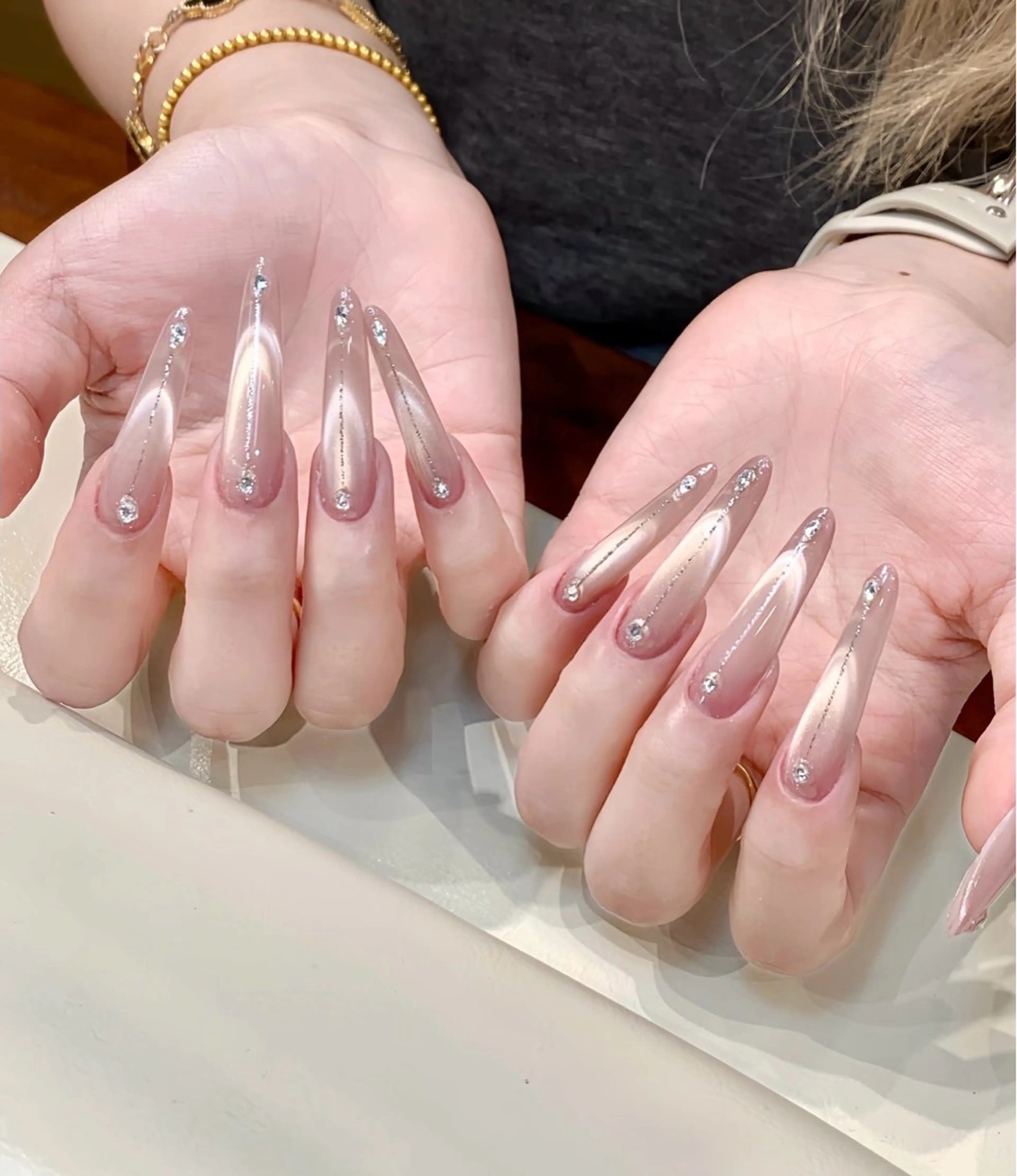 ネイル ETELUNA Nail 銀座店【パラジェル/フィルイン/チップスカルプ/マグネット/ニュアンス】所属・周 テイのネイルデザイン