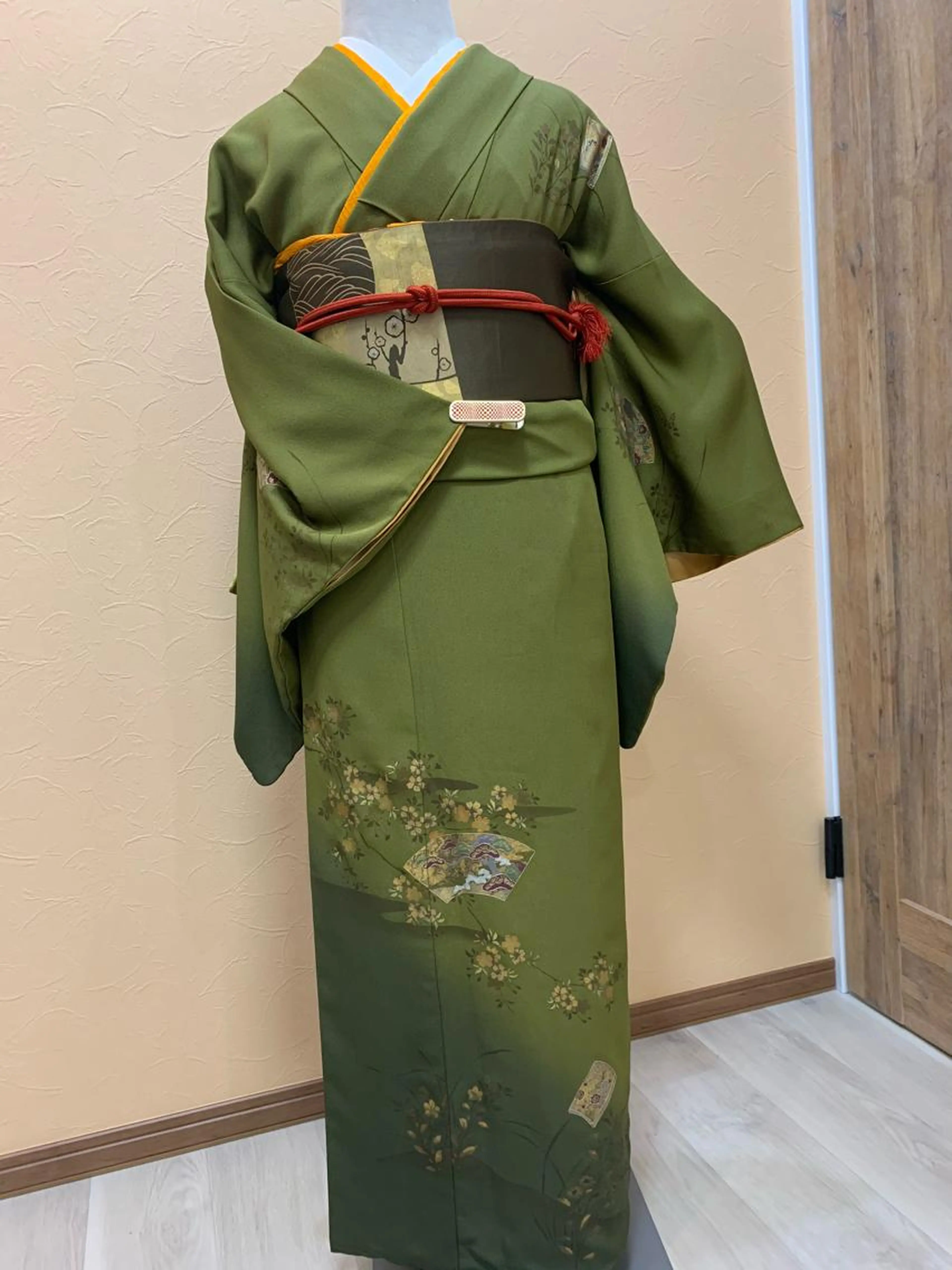 着付け訪問着の写真