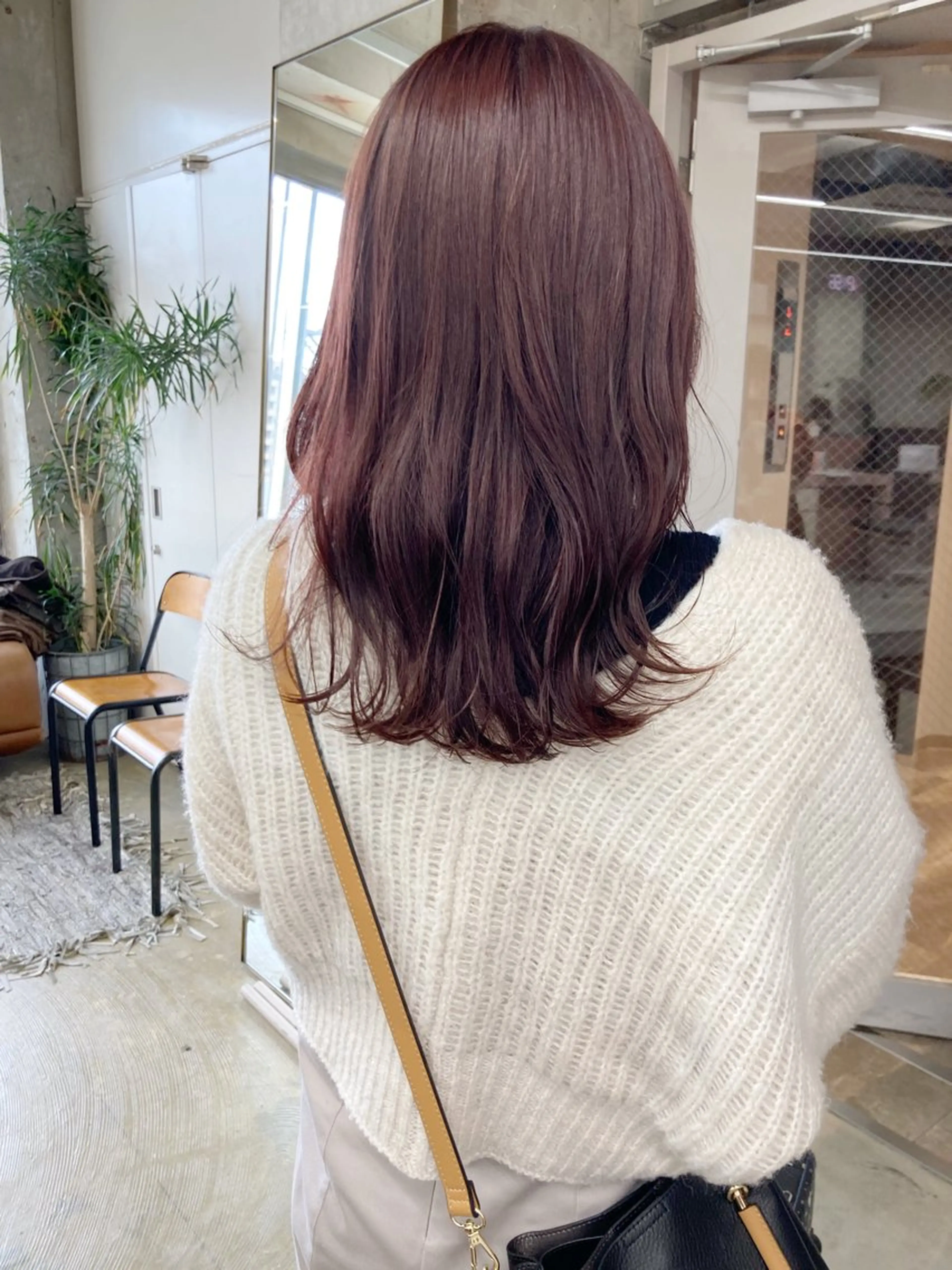 セミロング カラー ベージュカラー ピンクカラー ピンクベージュ ヘアカラー 小木曽智美 /ボブ/ショートのヘアスタイル