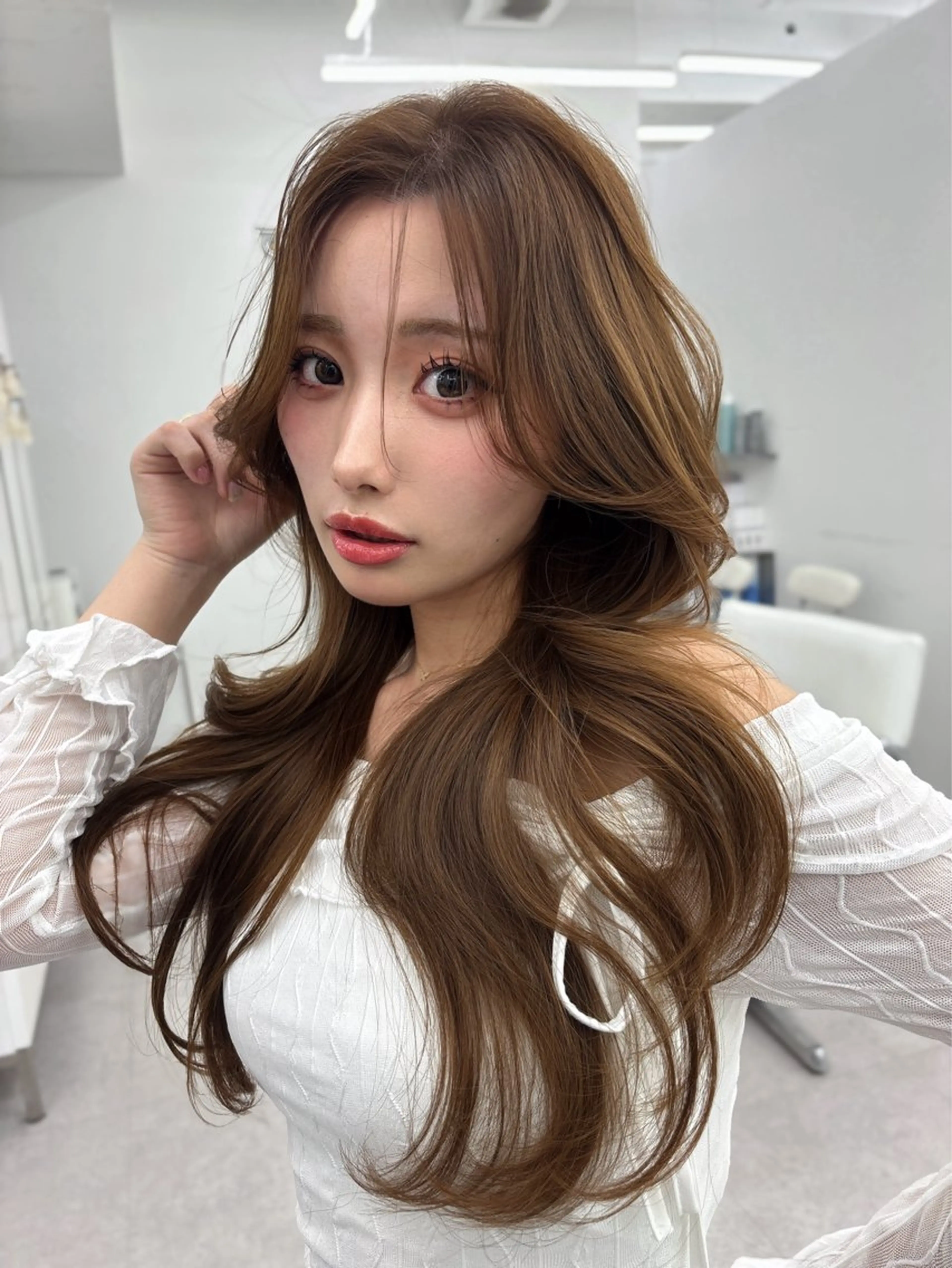 ロング カラー ブラウンカラー 透明感カラー 顔まわりレイヤー 韓国風ヘア レイヤーカット カット ヘアカラー トリートメント 透明感カラー✨🩵 韓国ヘアkanatoのヘアスタイル