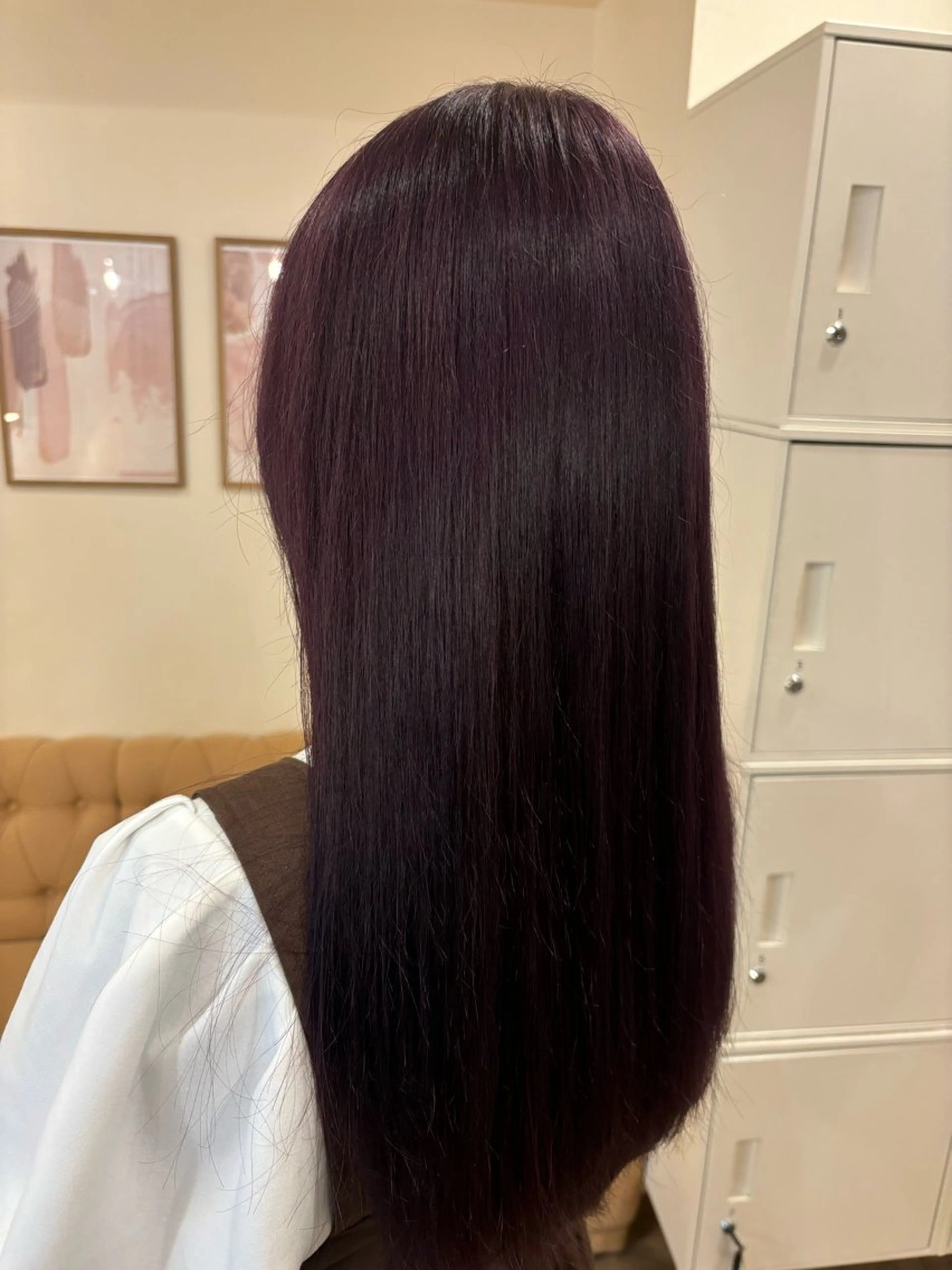 ロング カラー ヘアカラー トリートメント ミルクティー/レイヤ ーカット/yuriaのヘアスタイル