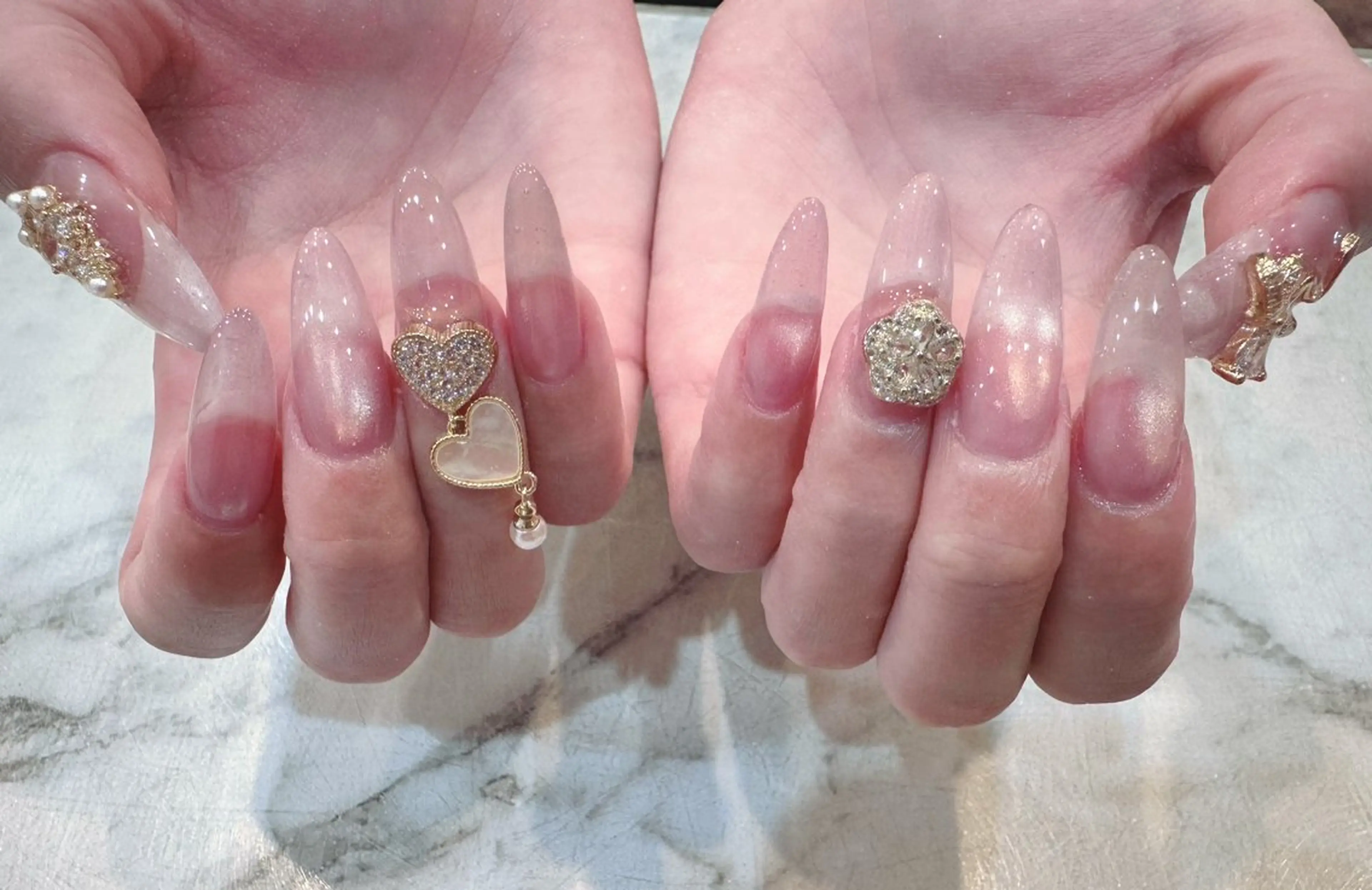 ネイル アートネイル フットネイル ジェルネイル ハート マグネットネイル Babarla Nailのネイルデザイン