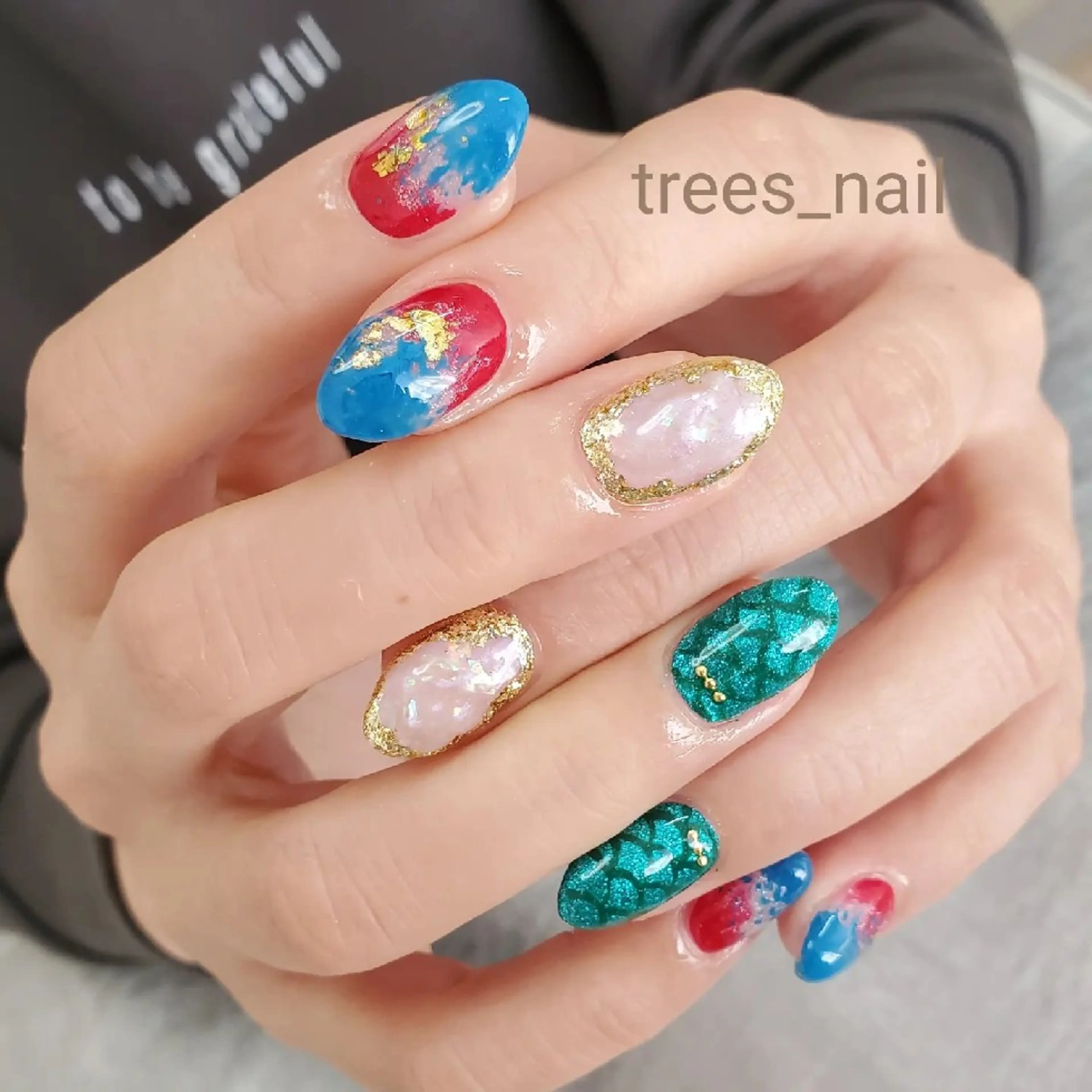 ネイル trees_ nailのネイルデザイン