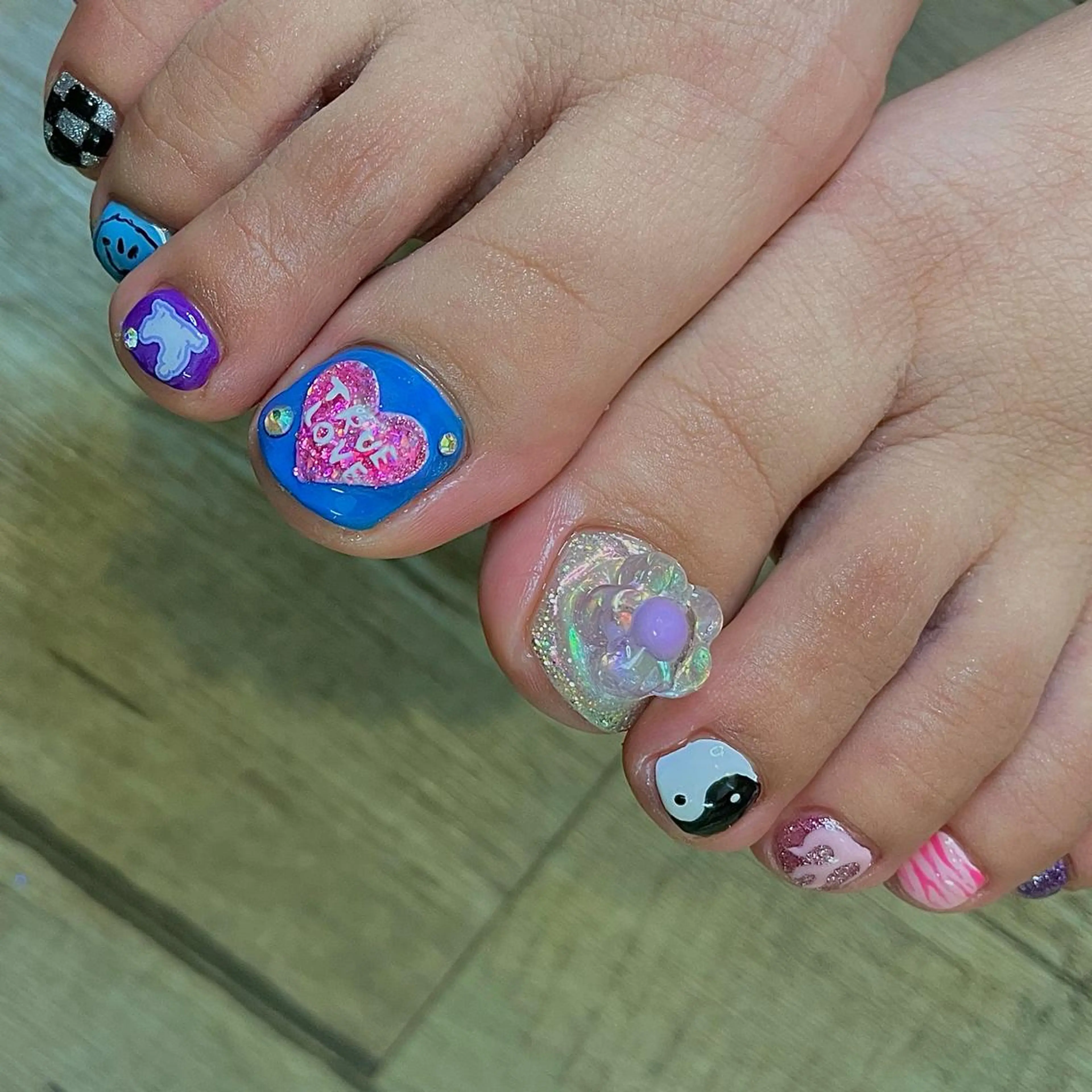 ネイル KULIN所属・KULIN Kanaのマツエク・マツパデザイン