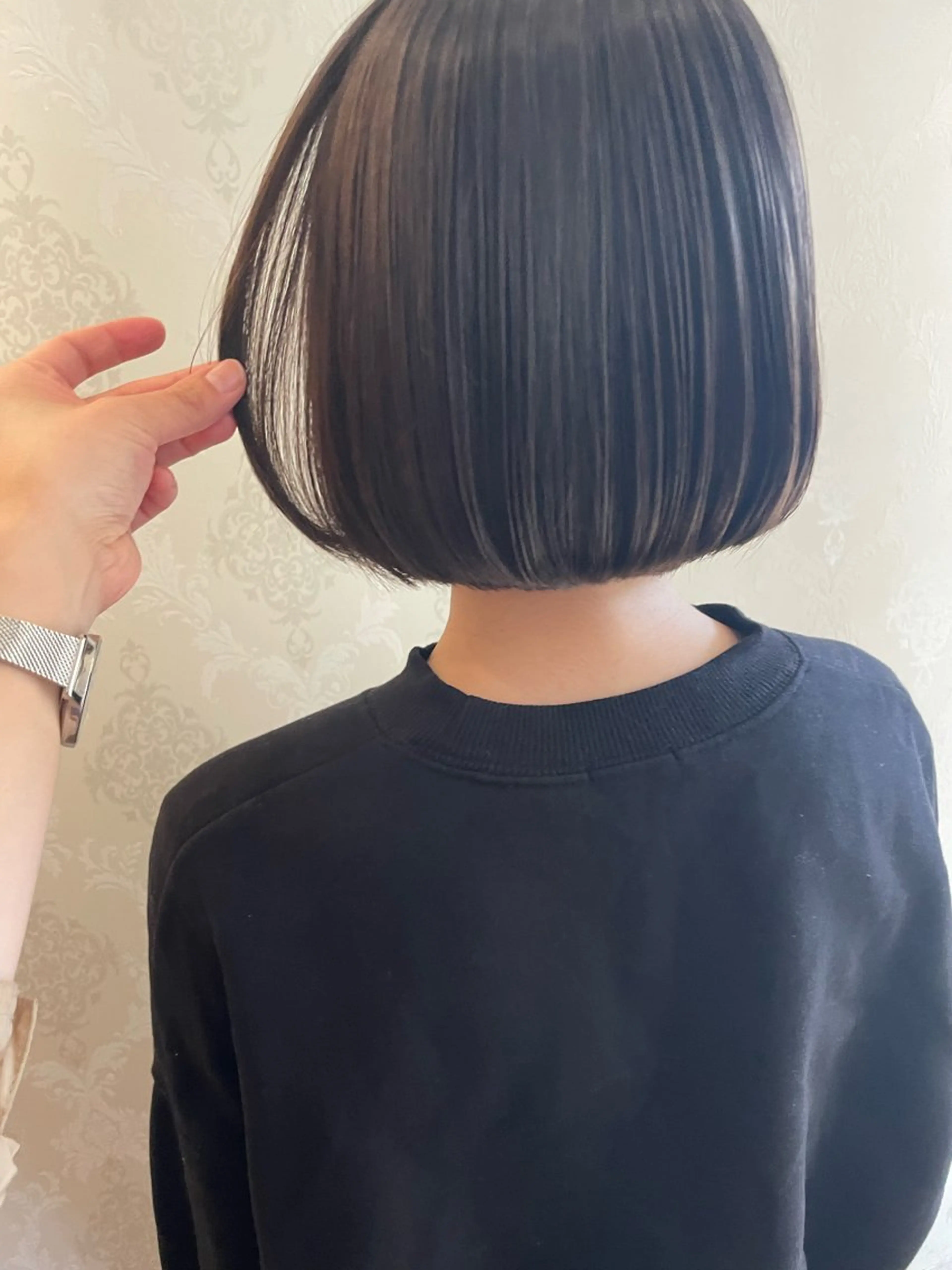 ミディアム ショートボブ ボブ 鶴岡で縮毛矯正なら お任せ！ハヤシナオミのヘアスタイル