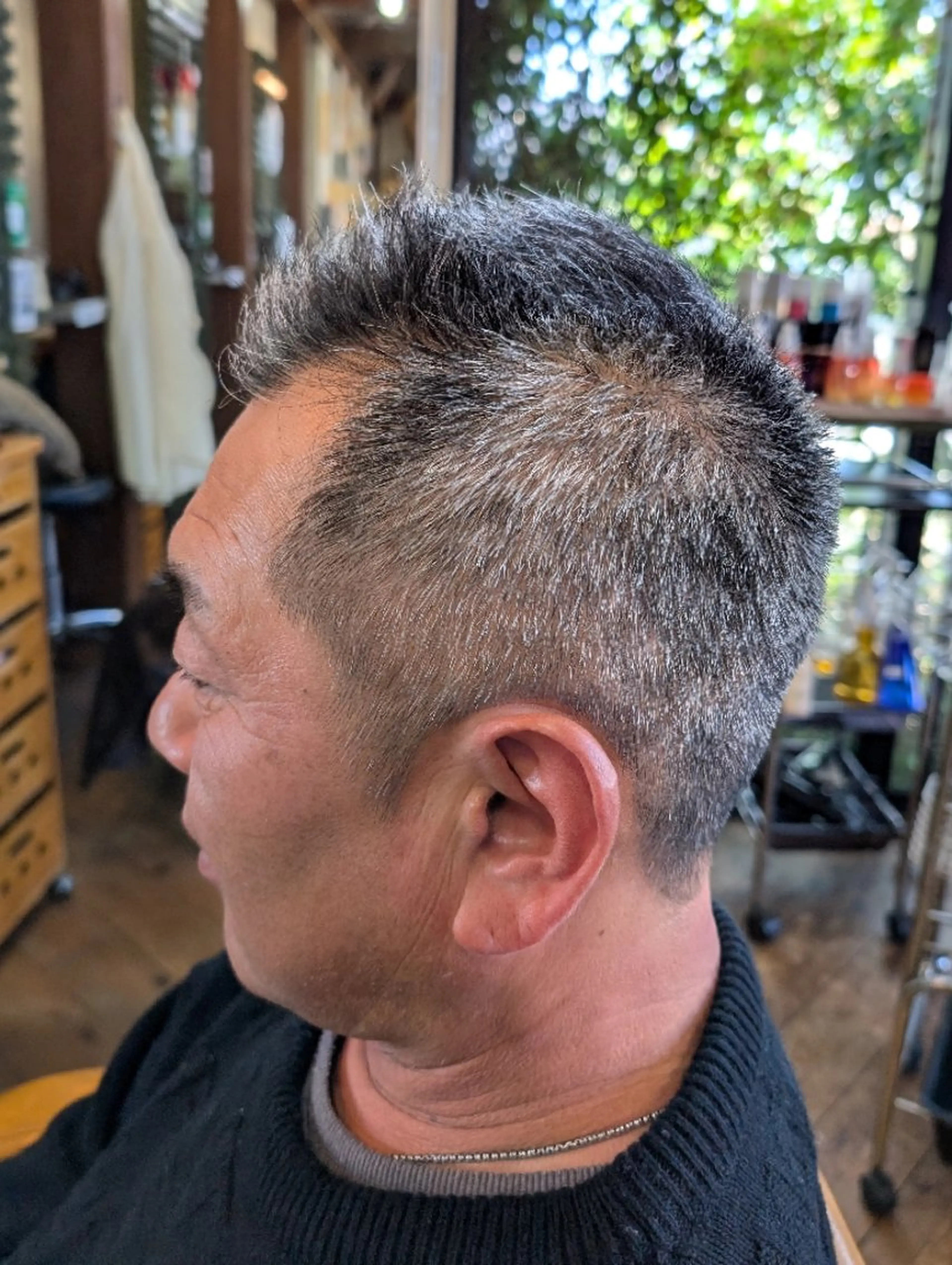 ショート メンズ モヒカン ソフトモヒカン 刈り上げ カット 本田 圭輔のヘアスタイル