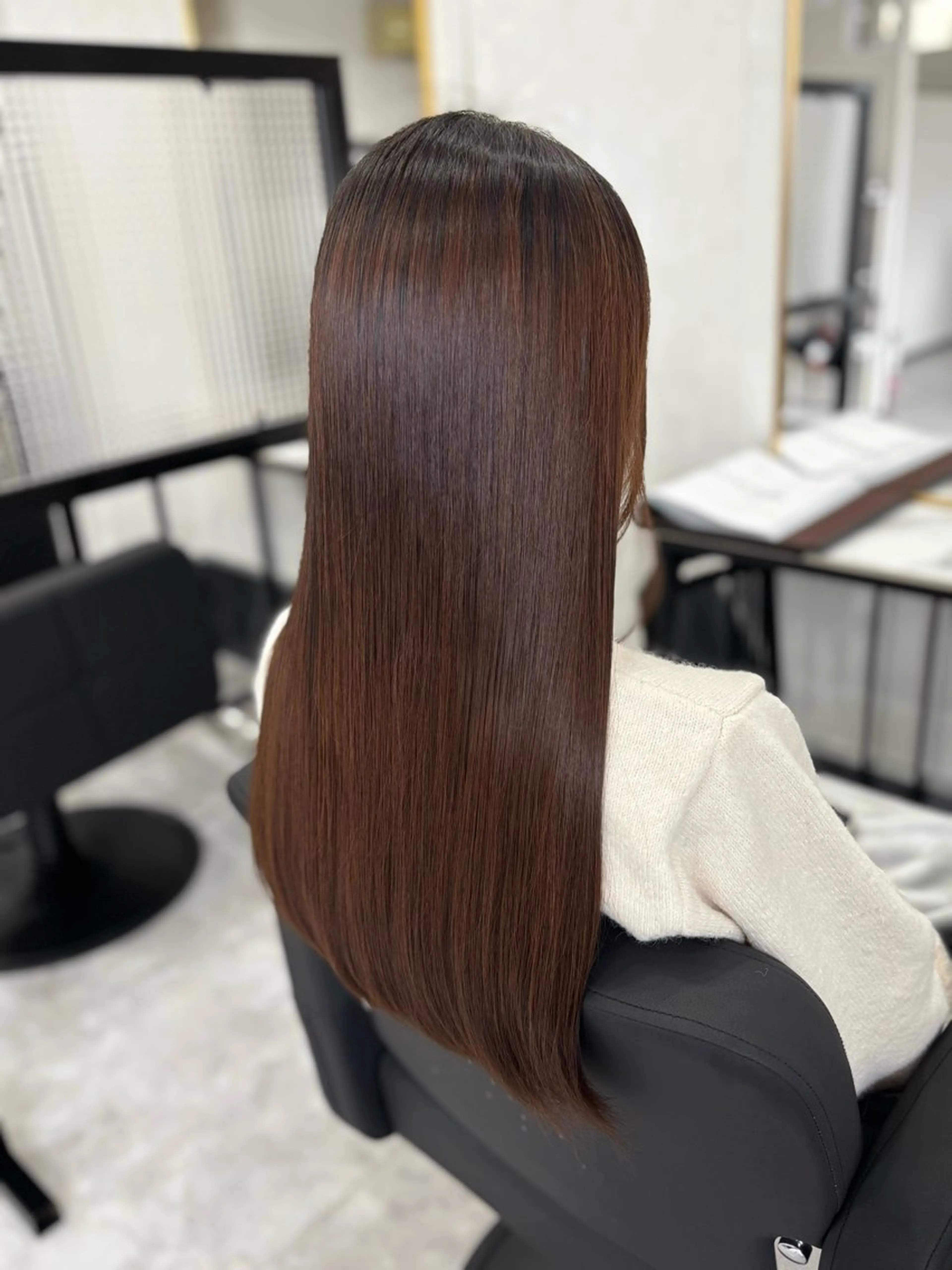 ロング ハイライト 髪質改善 レイヤーカット 縮毛矯正 酸性ストレート 縮毛矯正 SUGAMI ✴︎ Hikariのヘアスタイル