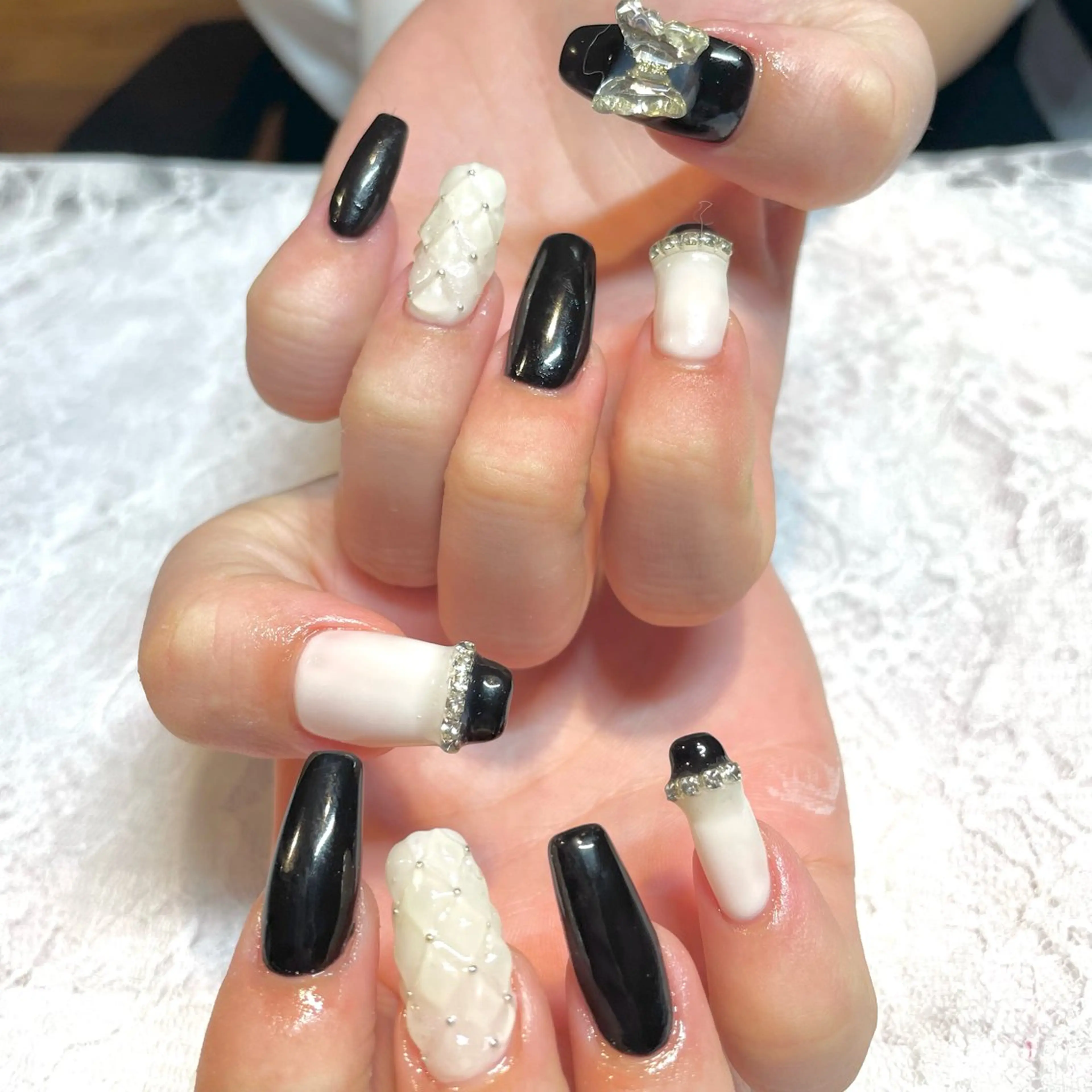 ネイル Nail ヌシん家 AKANEのネイルデザイン