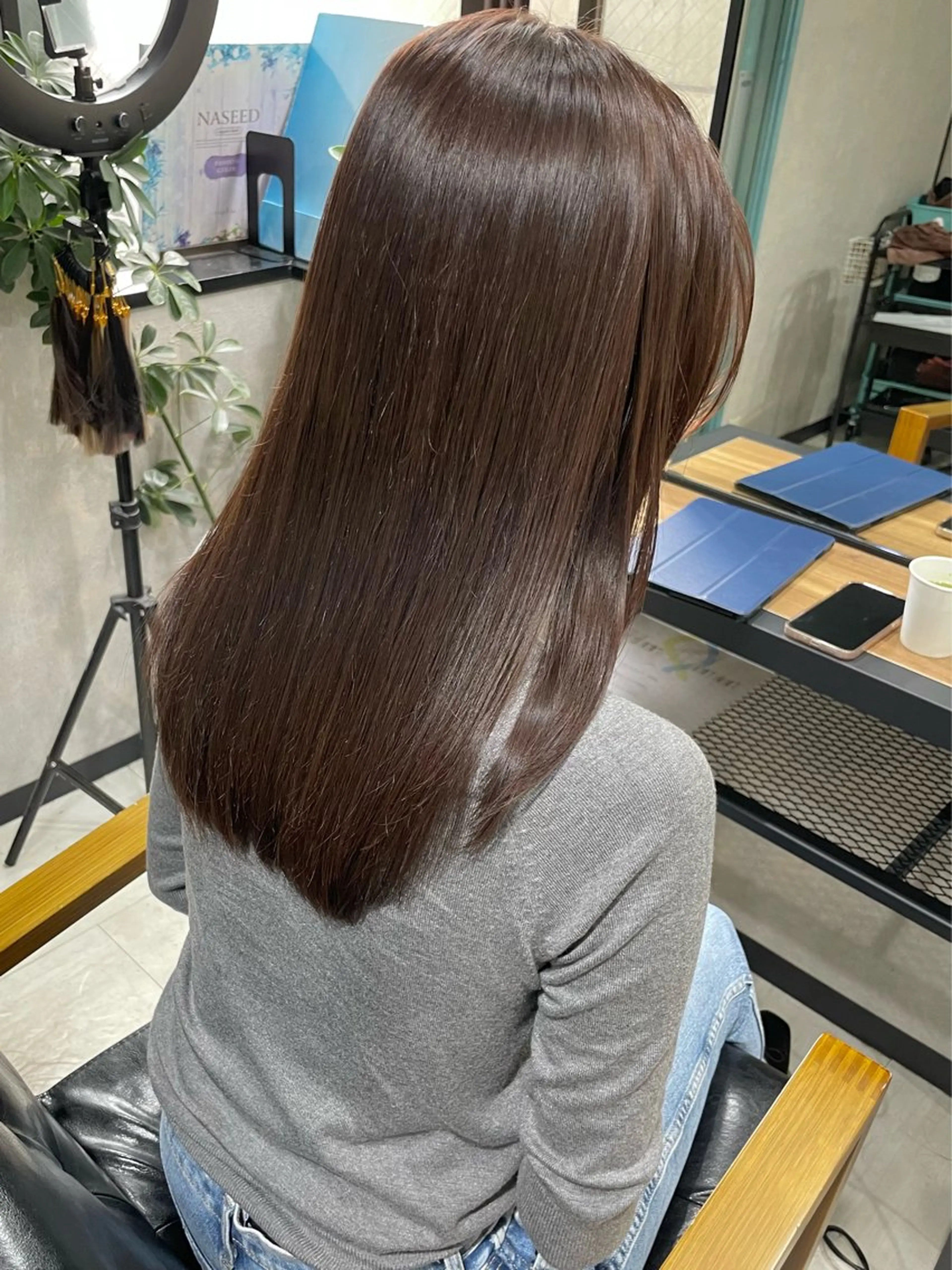 セミロング カラー トリートメント 酸熱トリートメント カット ヘアカラー トリートメント 岡崎勇人/レイヤー/ 韓国/ケラチンTRのヘアスタイル