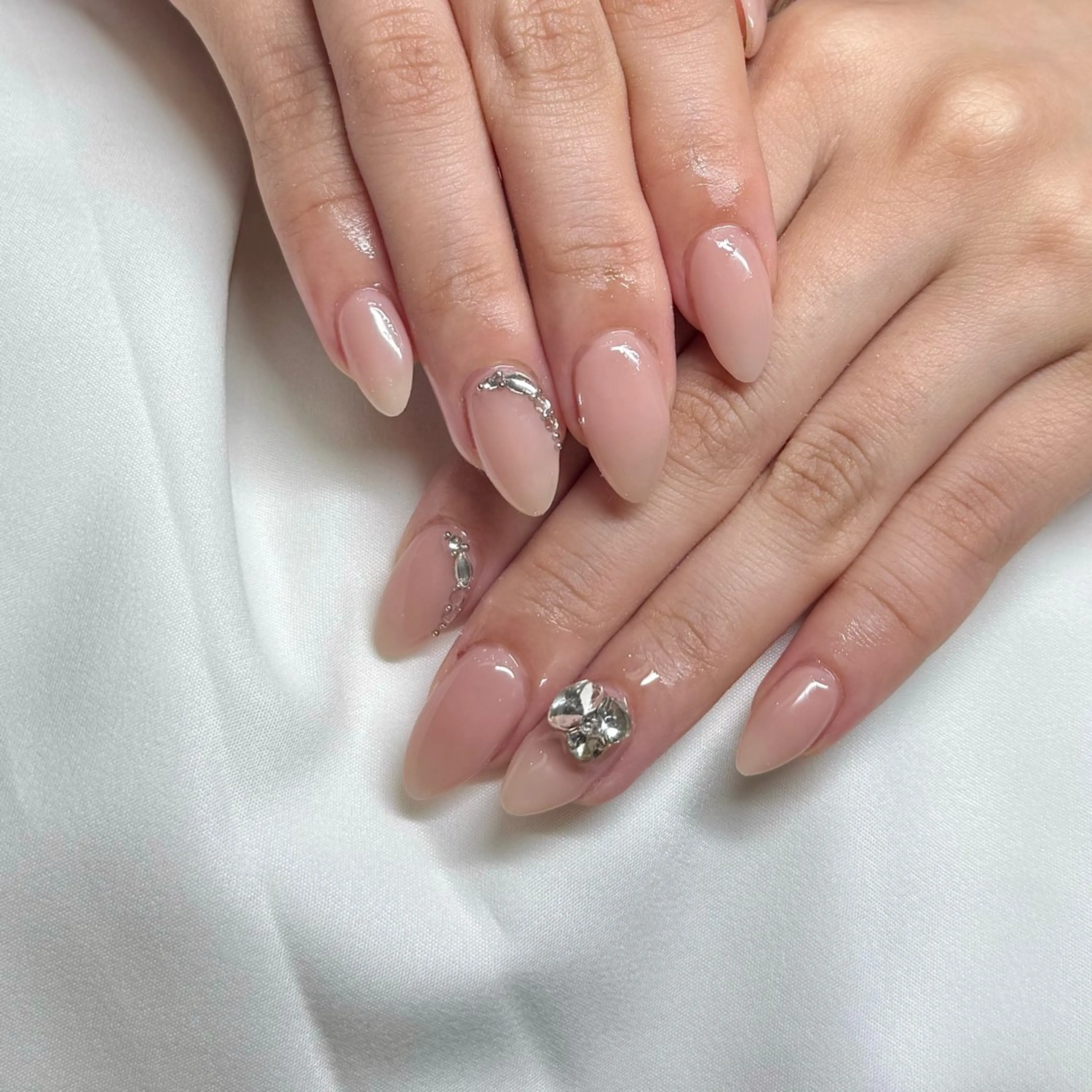 ネイル ハンドネイル 🎀 NaNa_nailのネイルデザイン