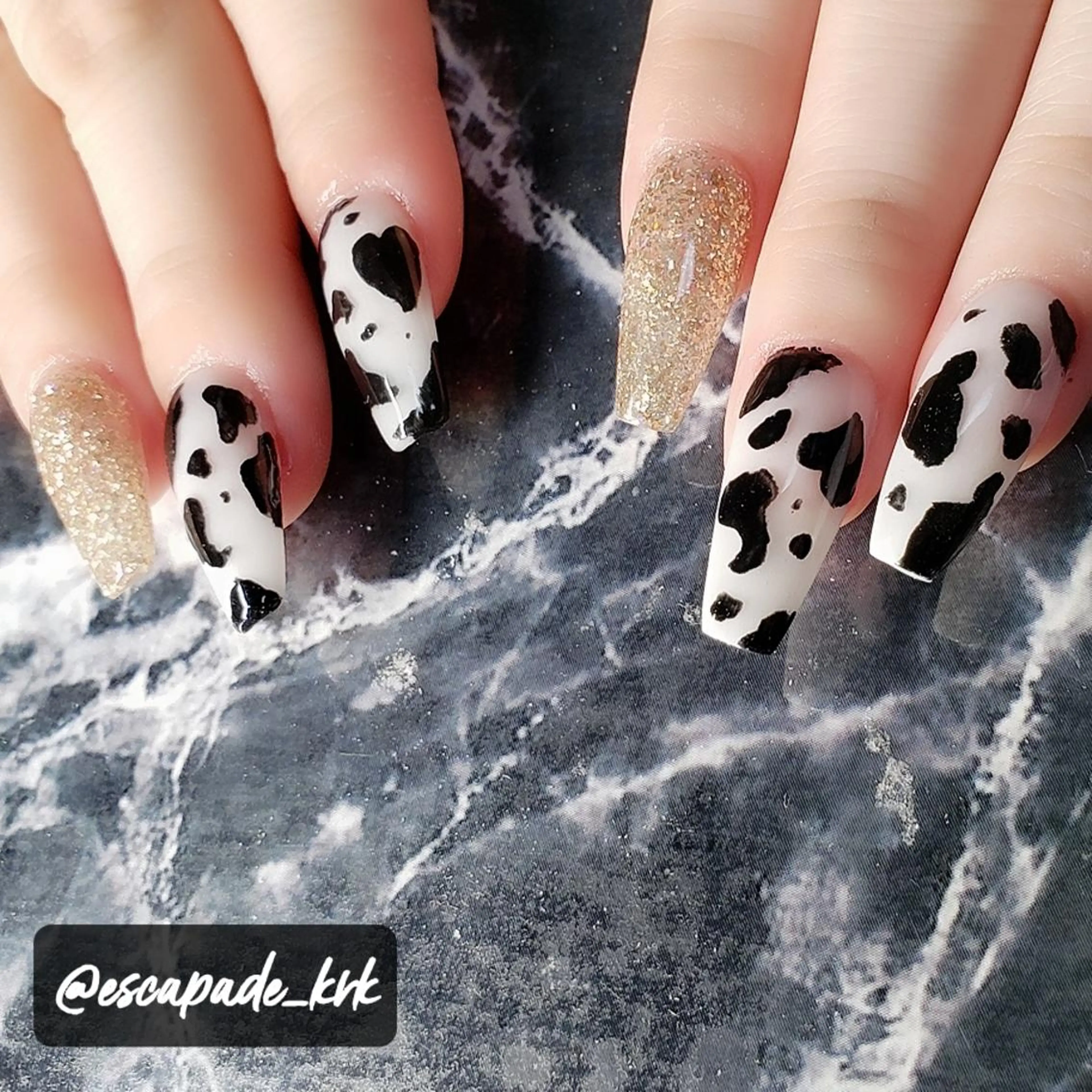 ミディアム ネイル ハンドネイル クロキ 。のネイルデザイン