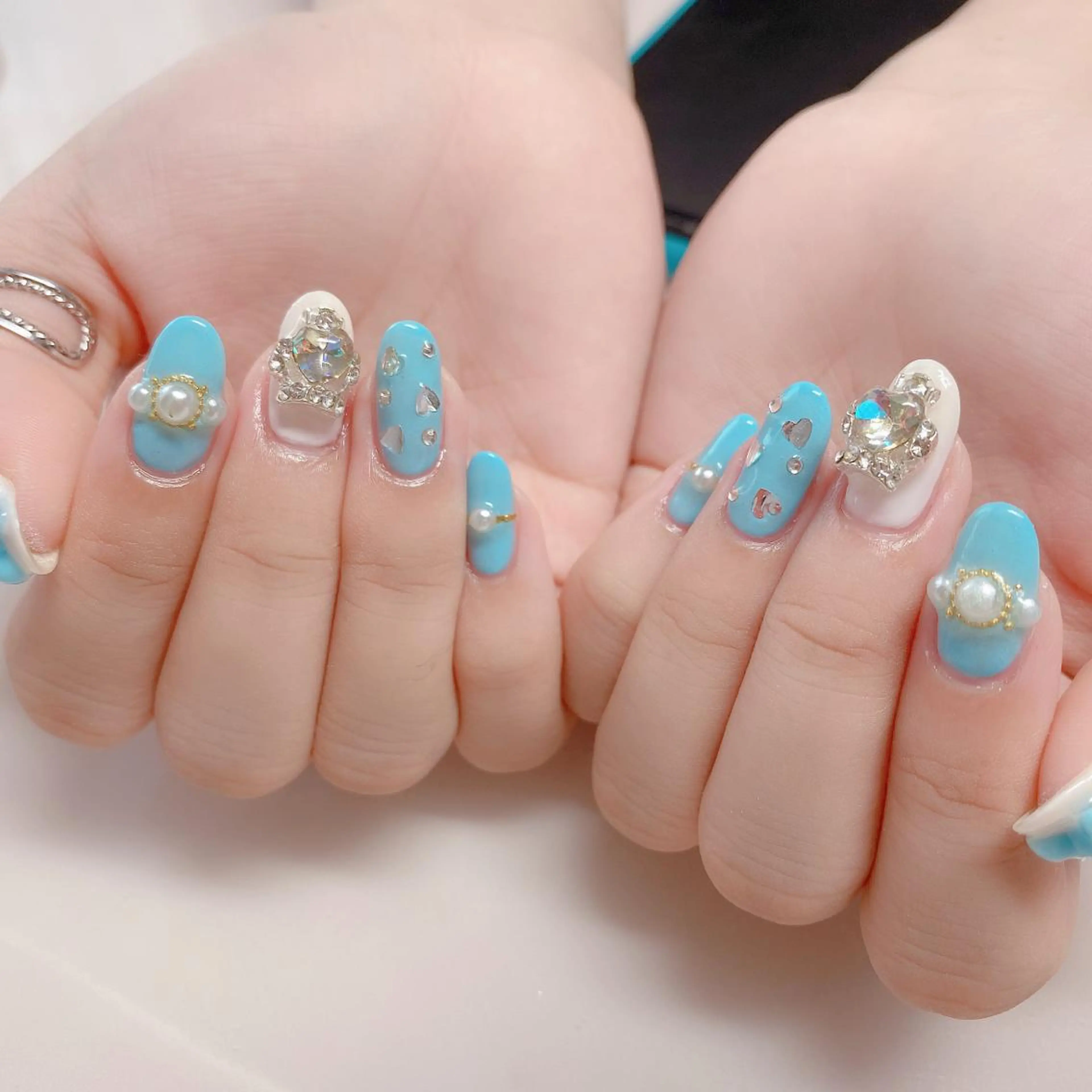 ネイル ハンドネイル ハンドケア ♡Ellie ♡のネイルデザイン