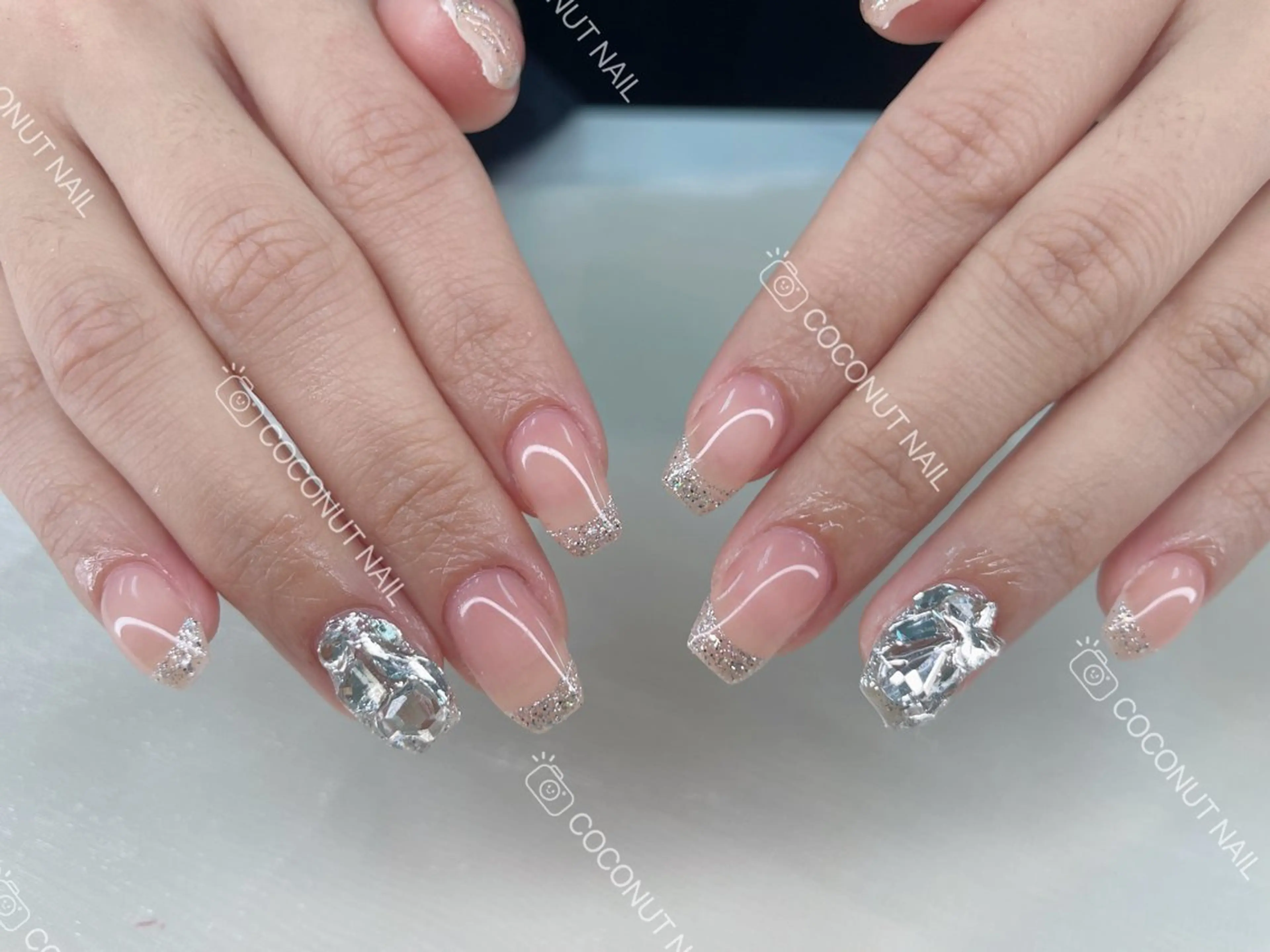 ネイル ハンドネイル 神田 ココナッツのネイルデザイン