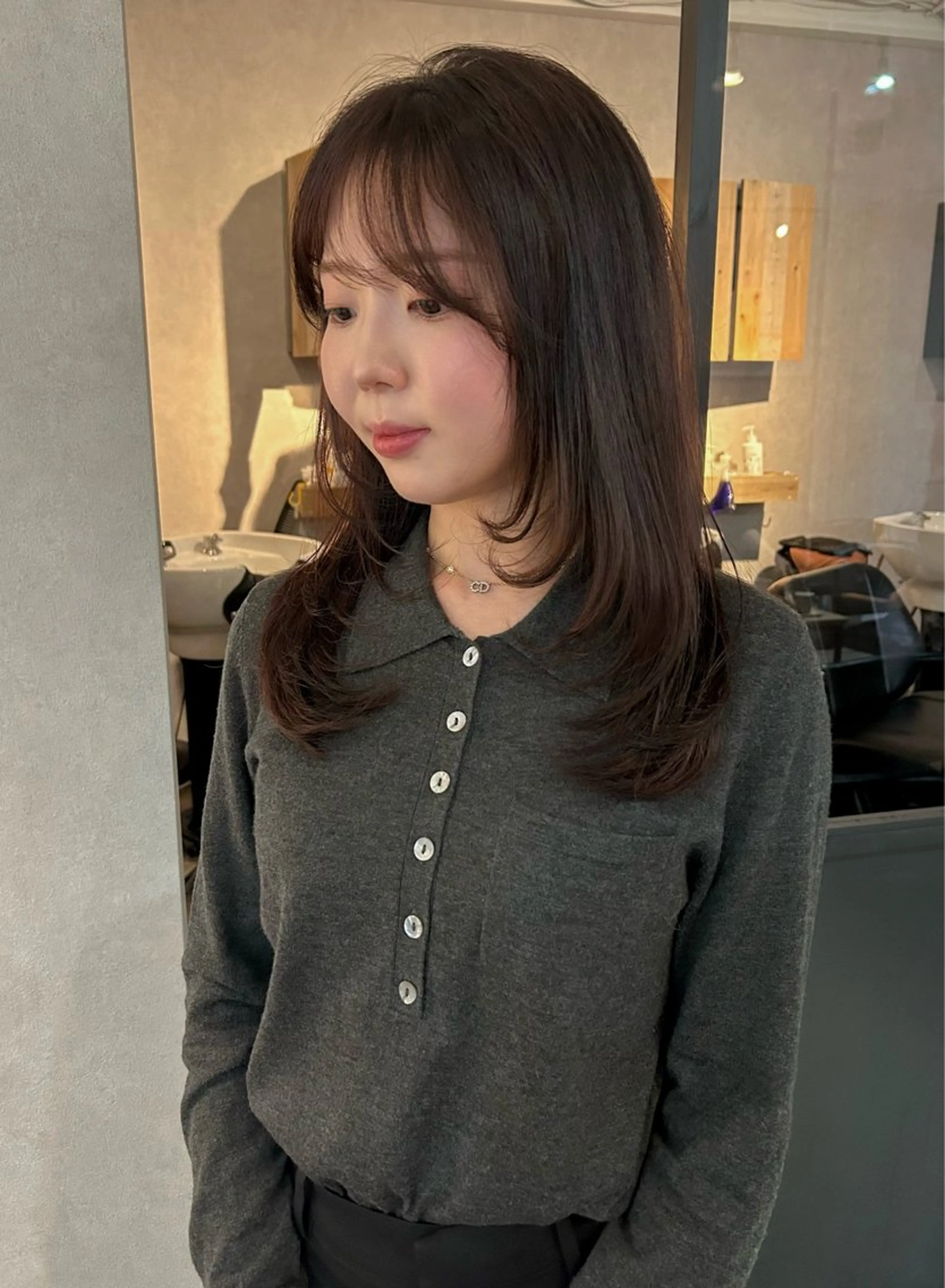 ミディアム カラー ラベンダーカラー レイヤーカット カット ヘアカラー トリートメント FERIA梅田 hana💫のヘアスタイル