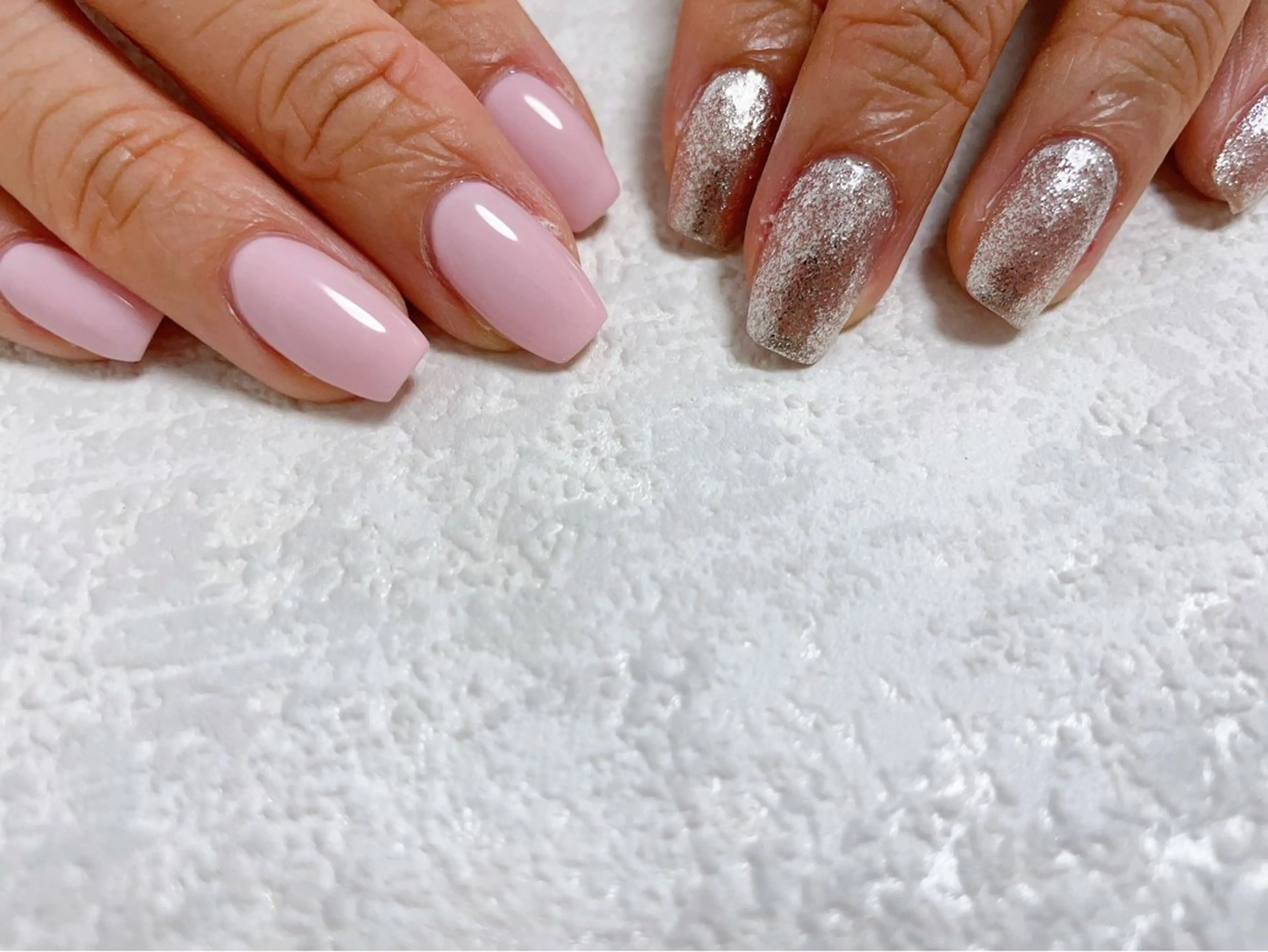 ネイル オーロラネイル ブルー フットネイル フレンチネイル ジェルネイル ハンドネイル kiki nail たまプラーザのネイルデザイン