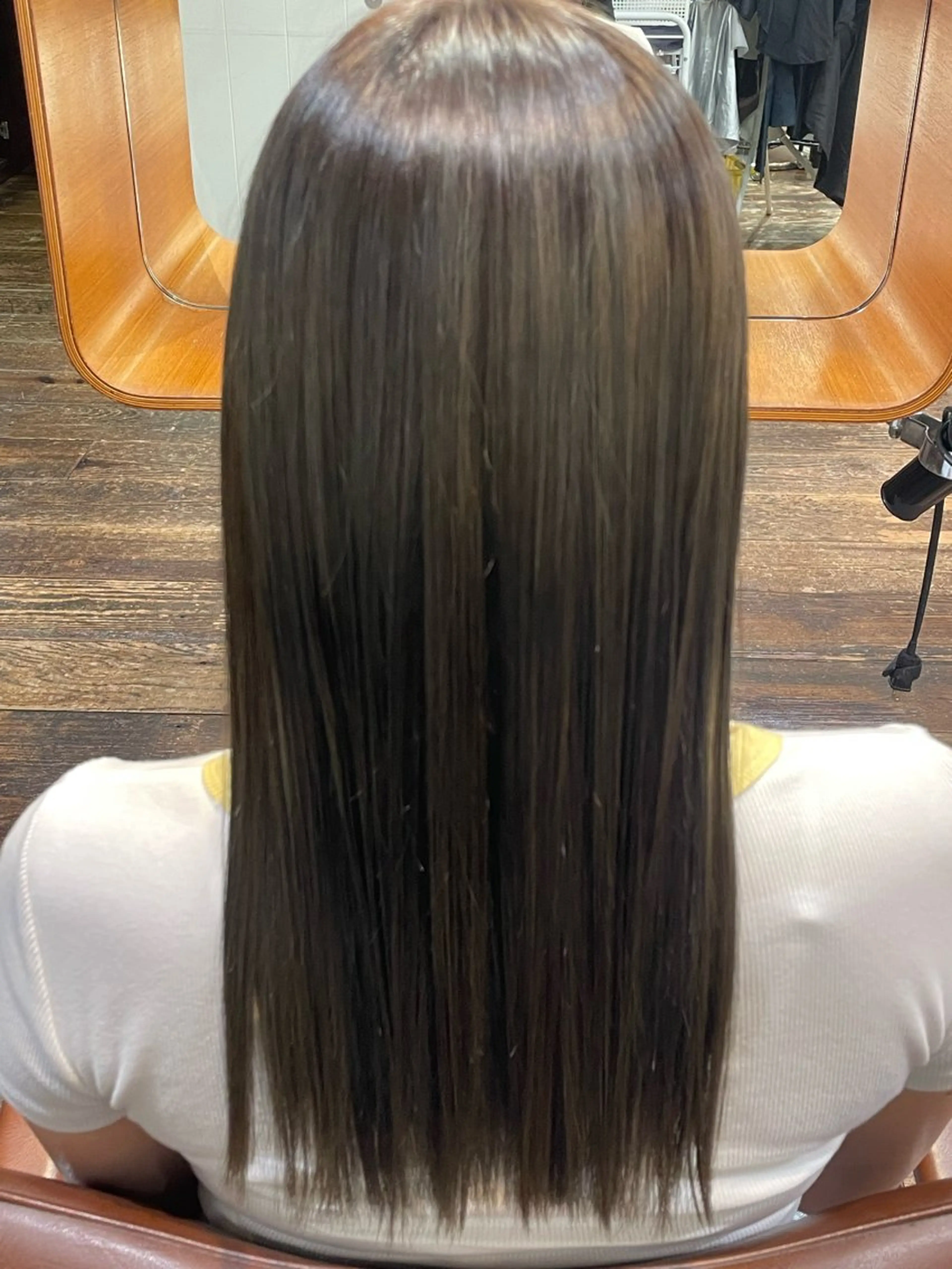 セミロング たかはし みさきのヘアスタイル