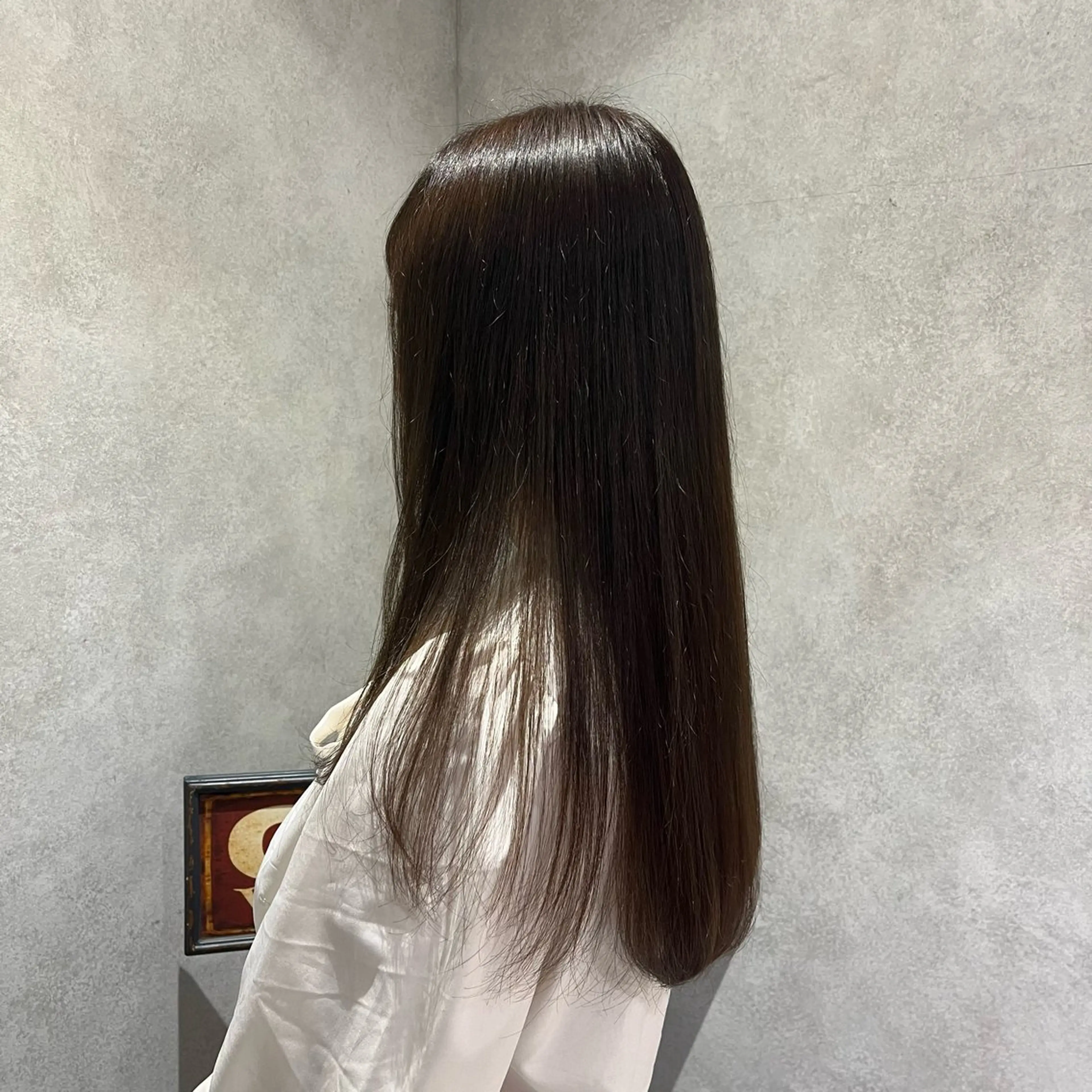 ロング カラー オリーブカラー ヘアカラー marbles / karinのヘアスタイル