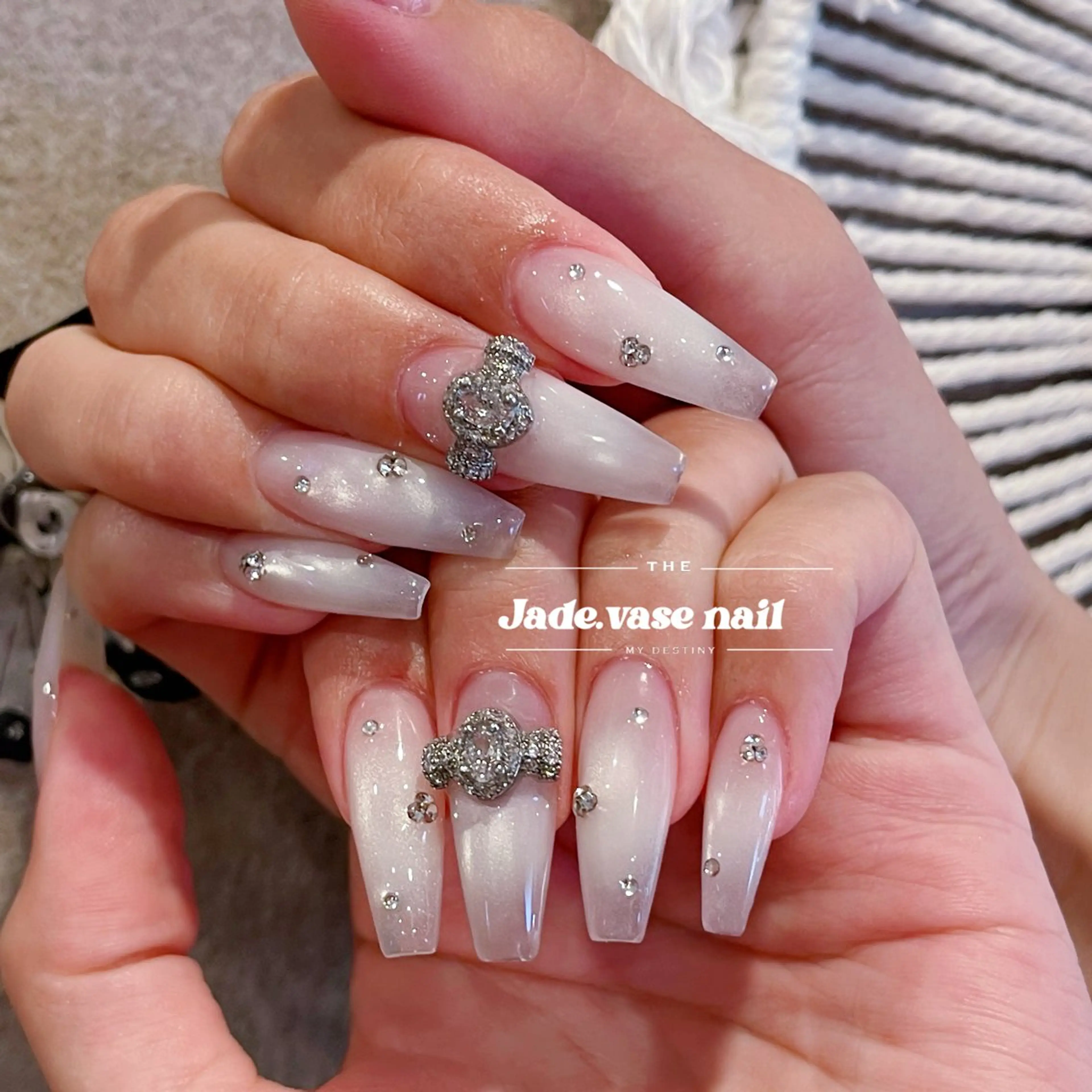 ネイル ハンドネイル ハンドケア ✰Jade.vase 銀座一丁目・東銀座のネイルデザイン