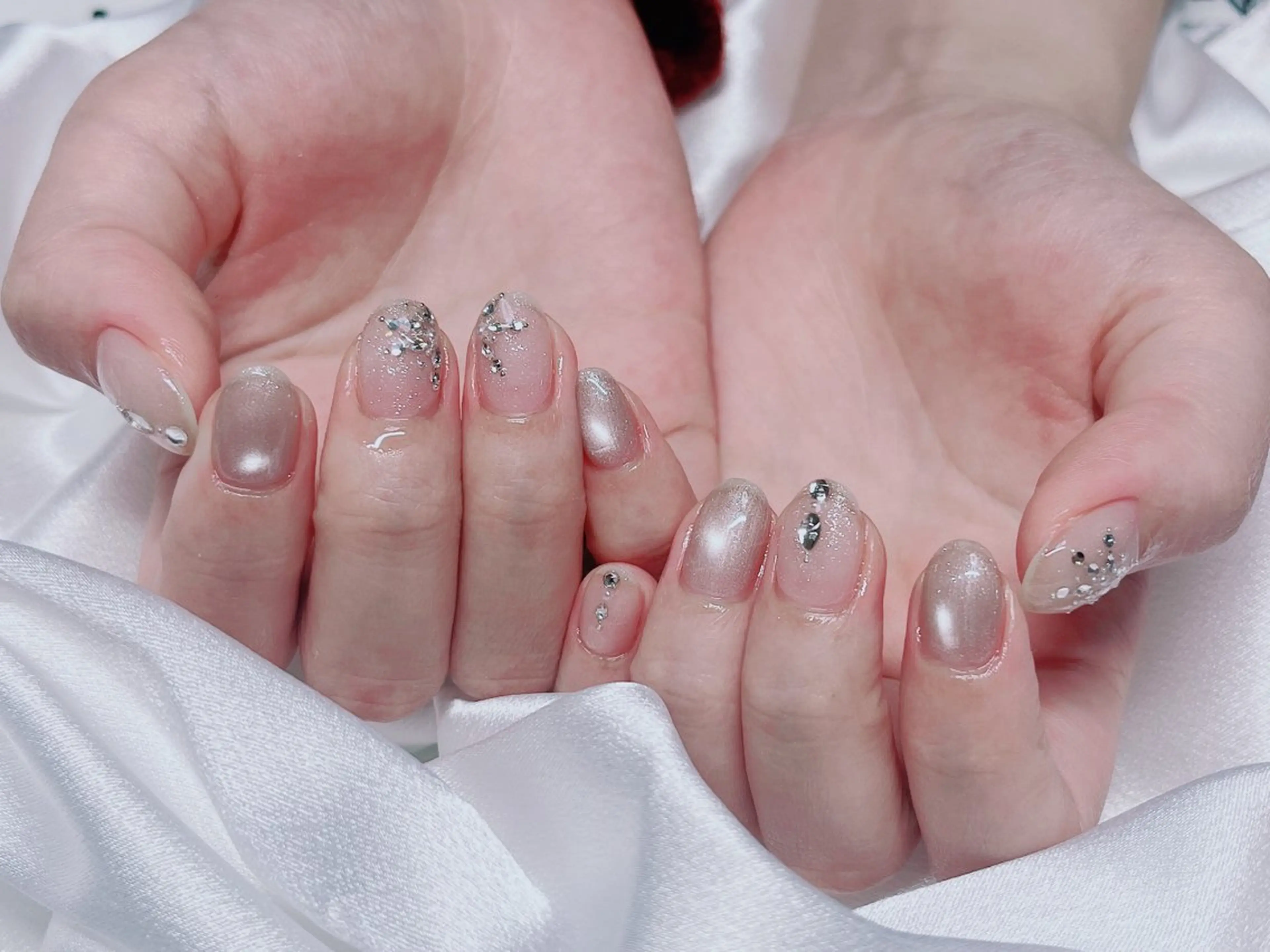 ネイル ハンドネイル Cutil Nailsalon所属・Cutil. Nail🌈のネイルデザイン