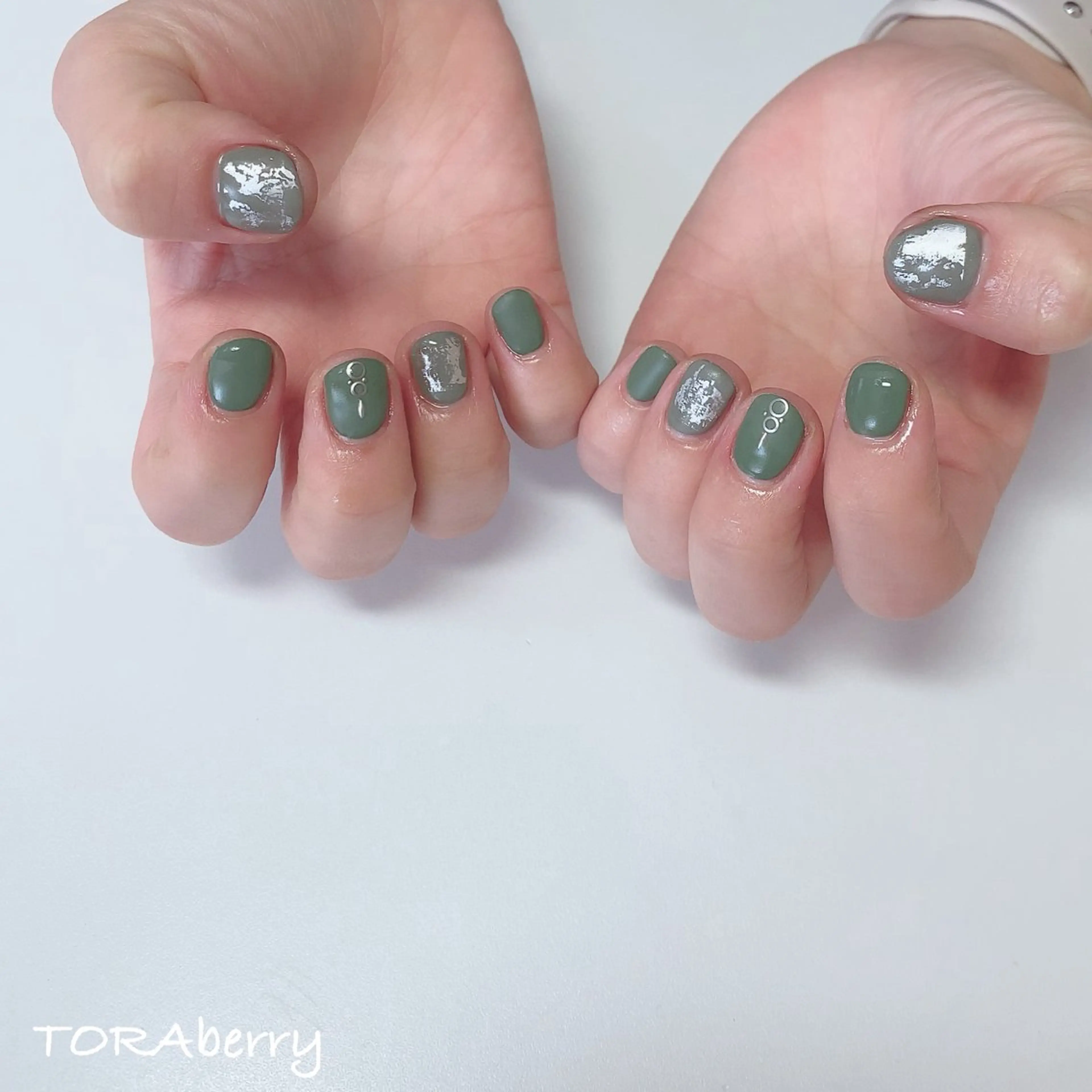 ネイル ネイリスト なつみのネイルデザイン