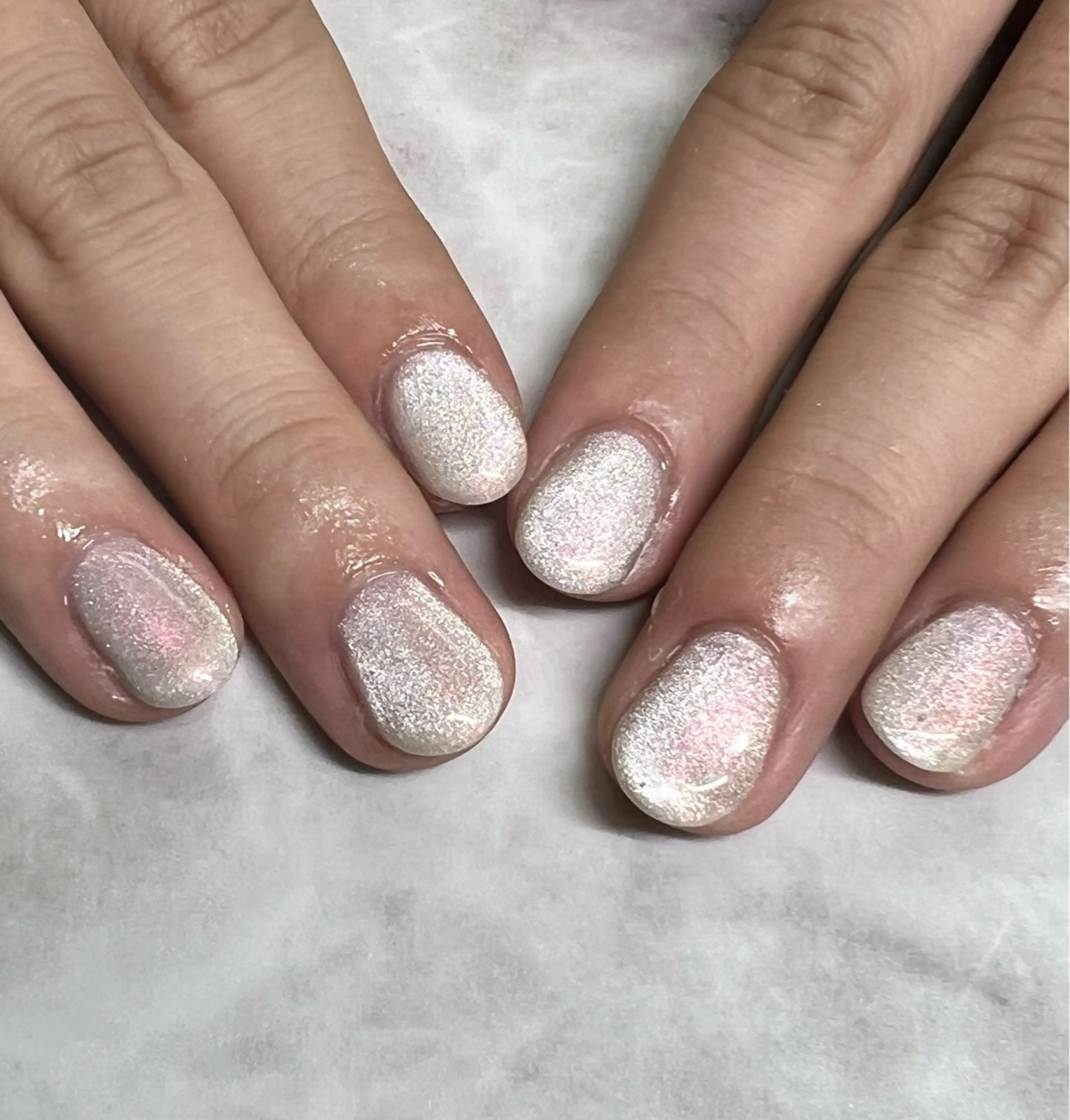 ［オフあり]ハンド💅🏻ちゅるちゅるマグネットネイル✨パラジェル変更可の写真