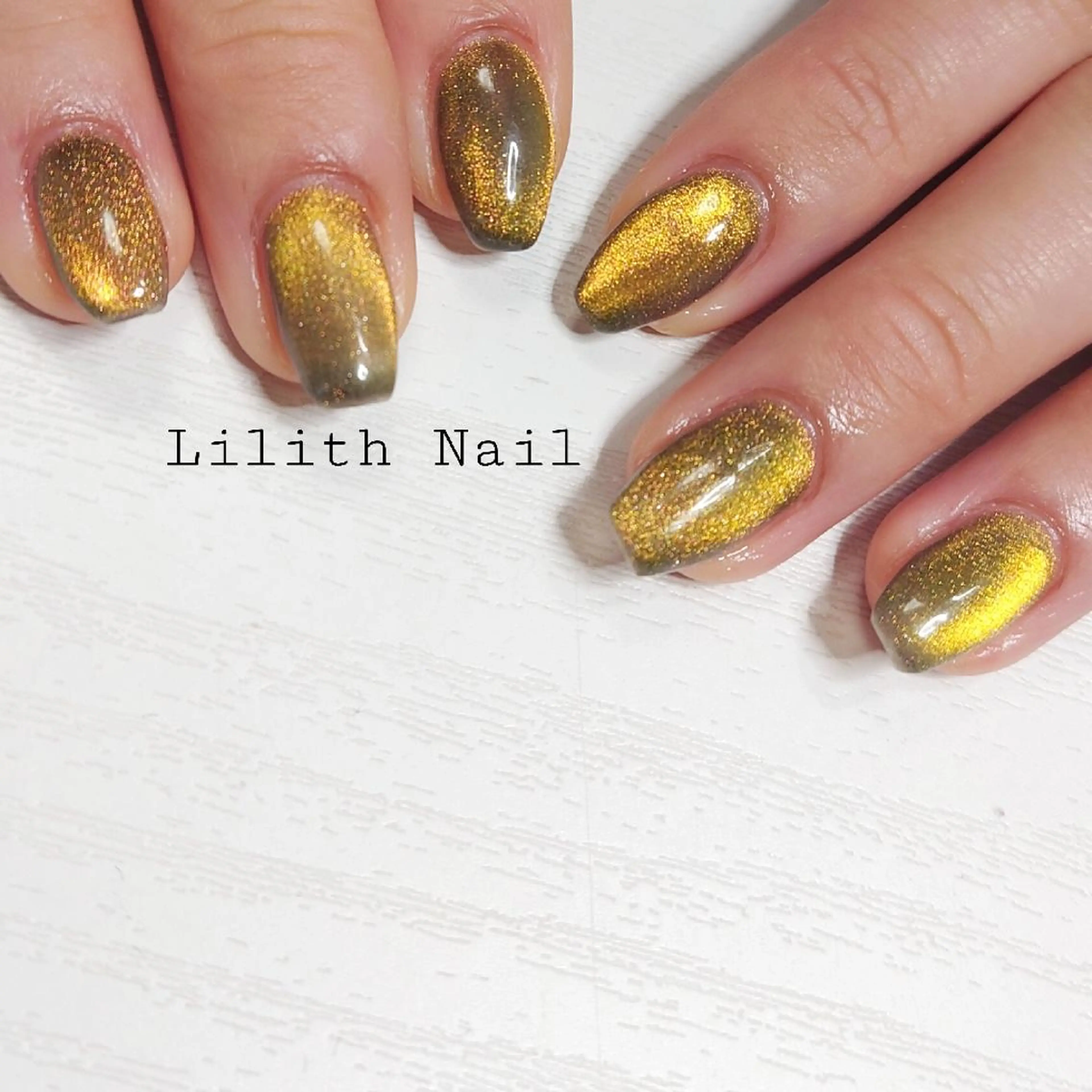 ネイル マグネットネイル ワンカラーネイル 春ネイル ハンドネイル Lilith Nailのネイルデザイン