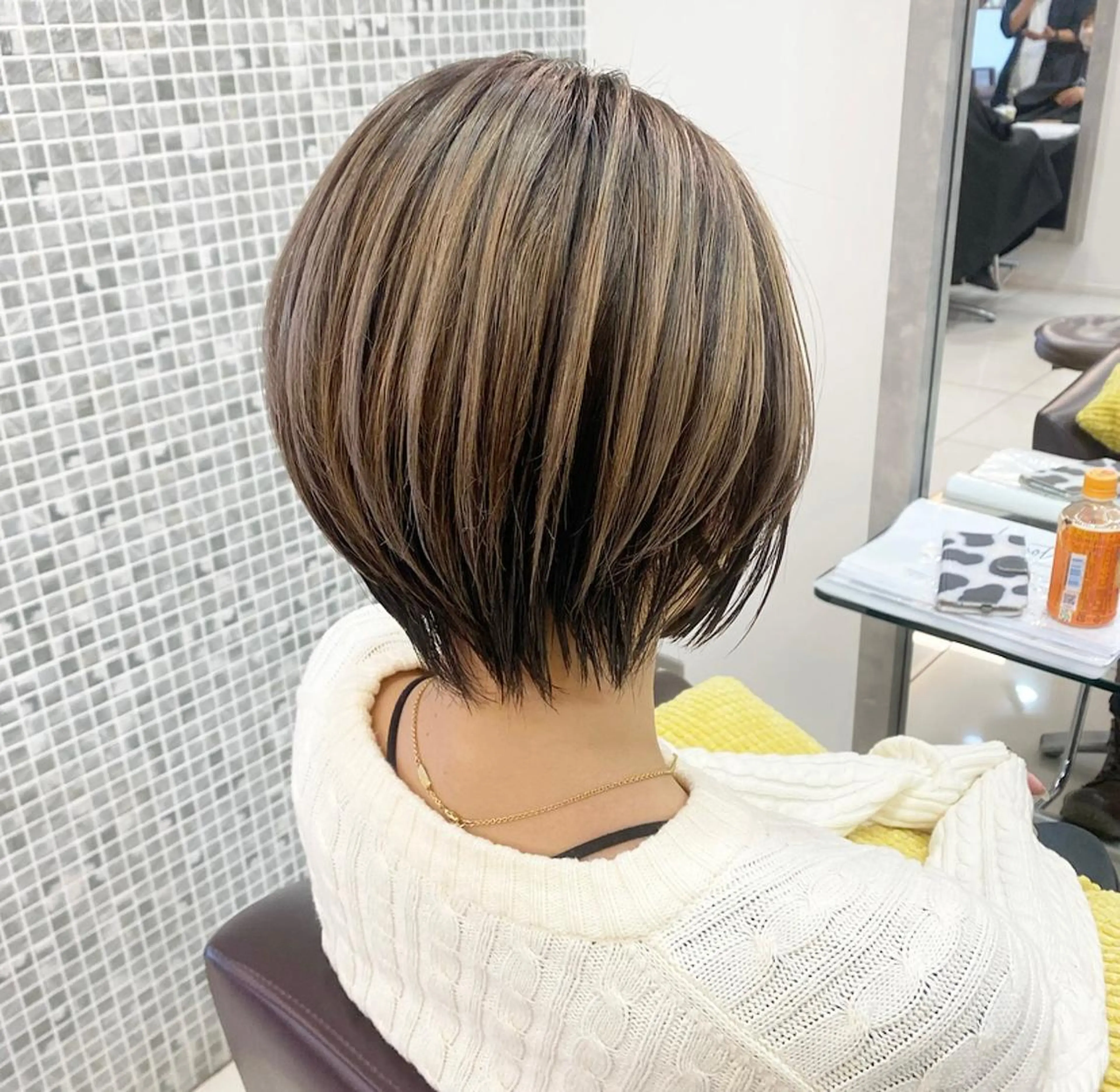 ショート カラー バレイヤージュ レイヤーカット ショートヘア カット ヘアカラー トリートメント 鈴木 翔梧のヘアスタイル