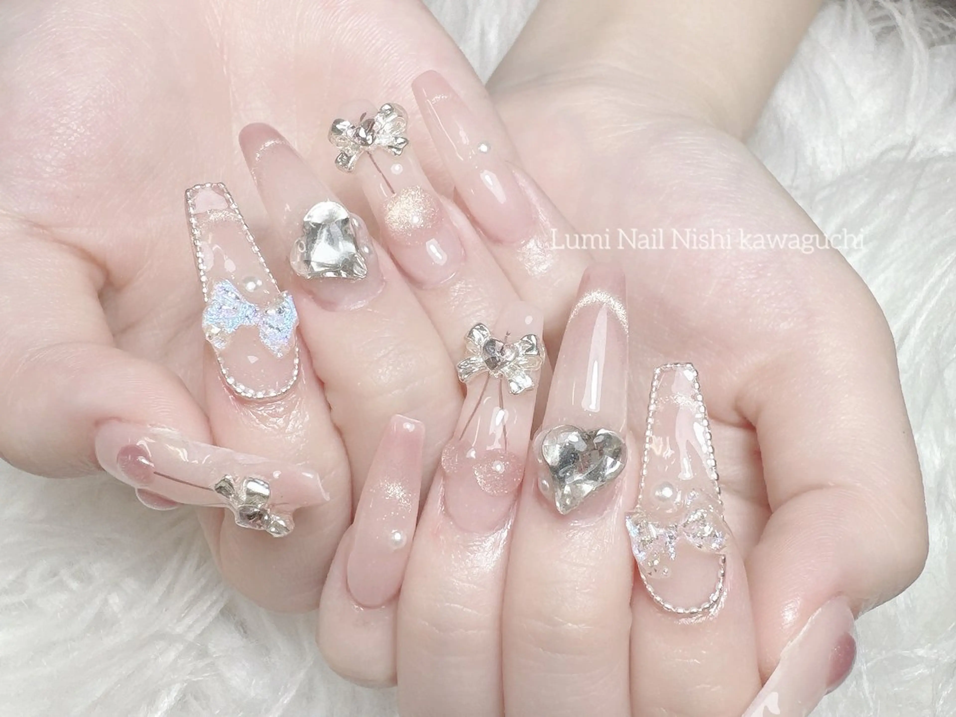 ネイル チークネイル フラッシュネイル ジェルネイル グラデーション ハート Lumiネイルサロン所属・Lumi Nail Salonのネイルデザイン