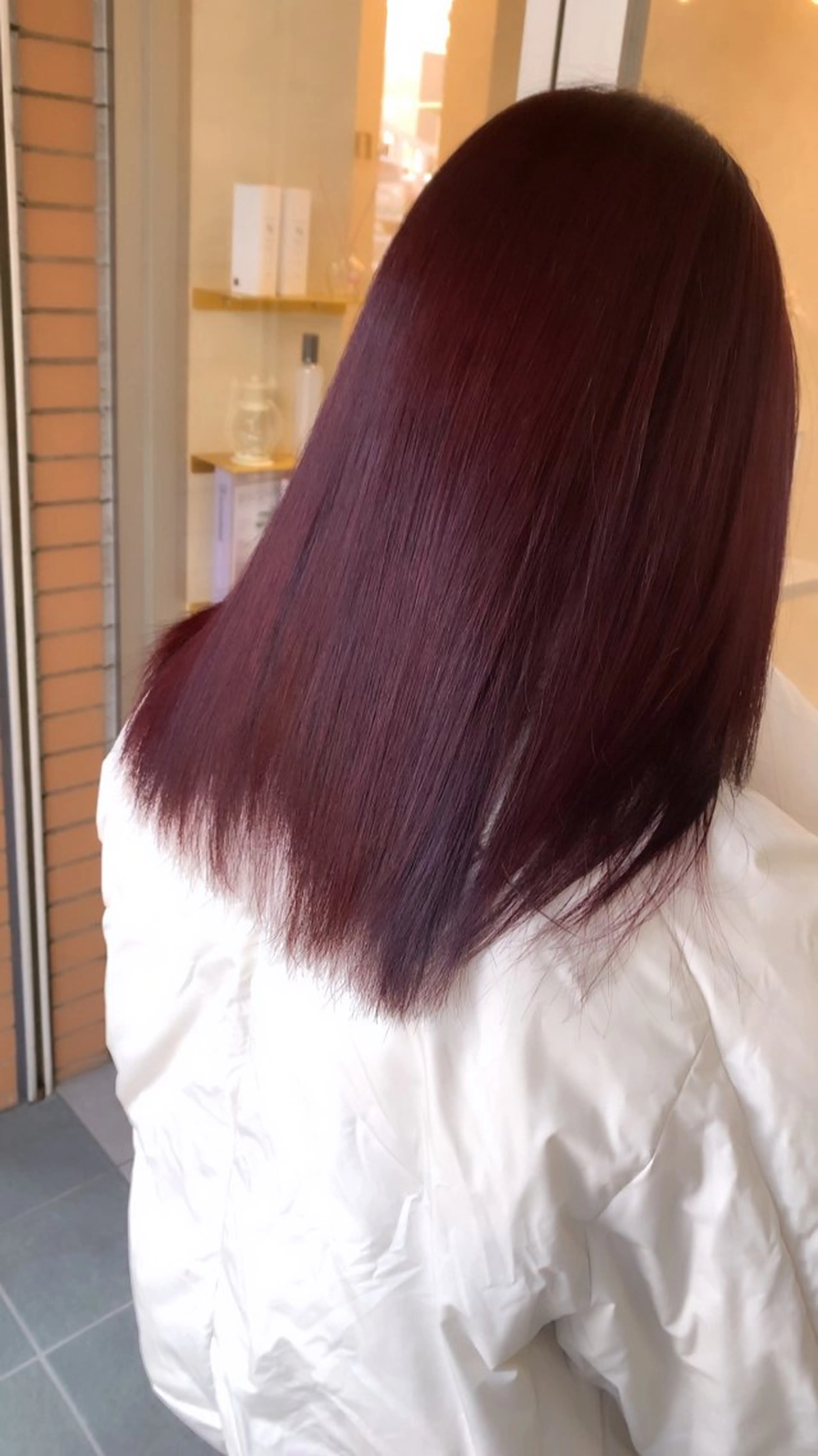 セミロング カラー 美髪矯正 吉岡柊斗のヘアスタイル