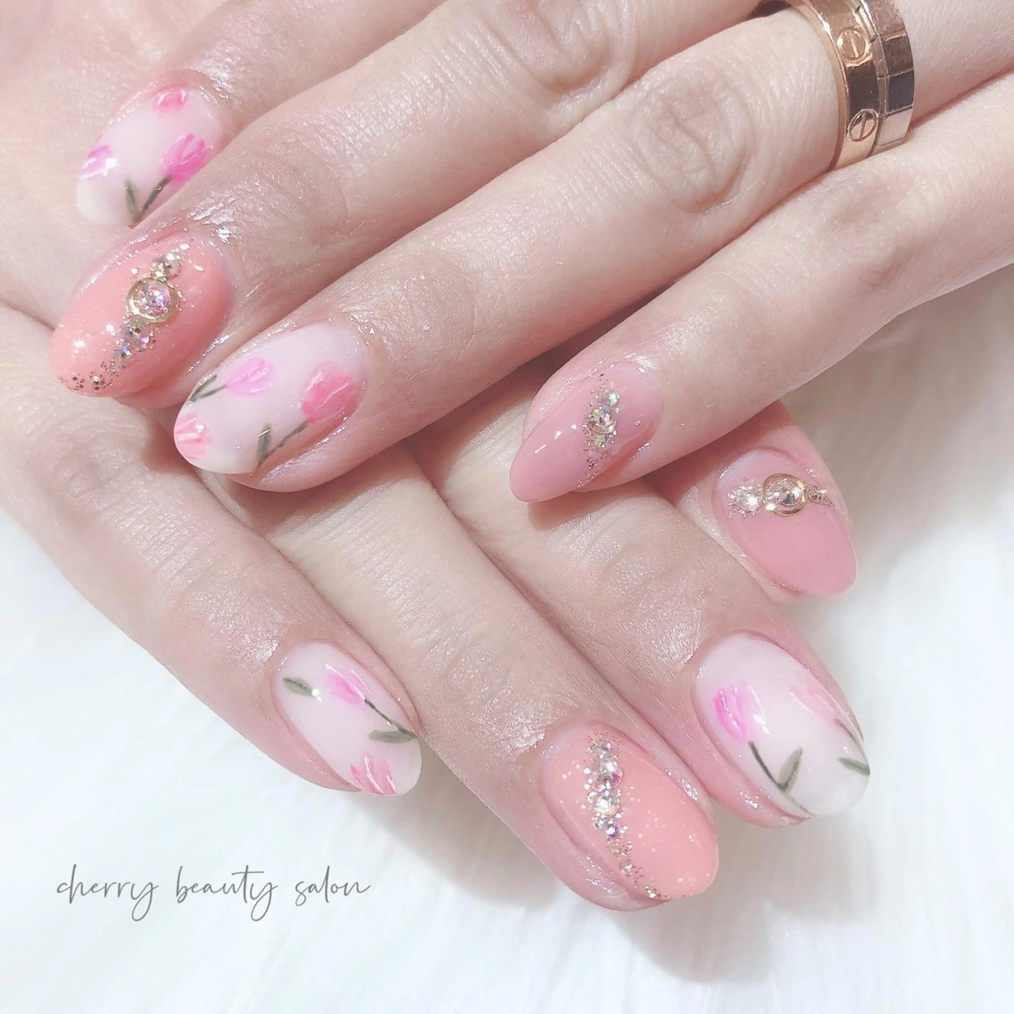 ネイル SAKURA 🍒のネイルデザイン