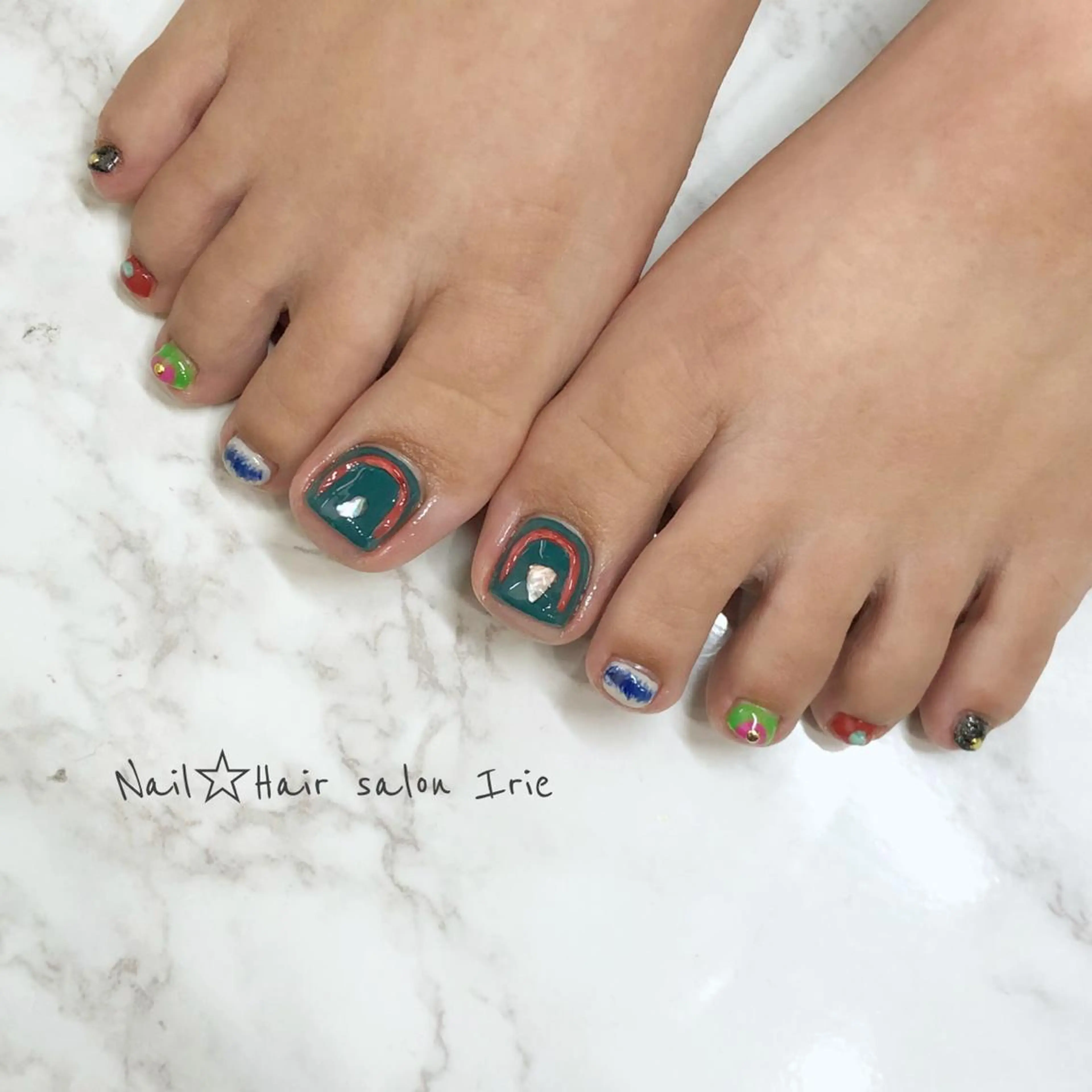 ネイル フットネイル Hair salon Irie所属・與儀 知佳のネイルデザイン