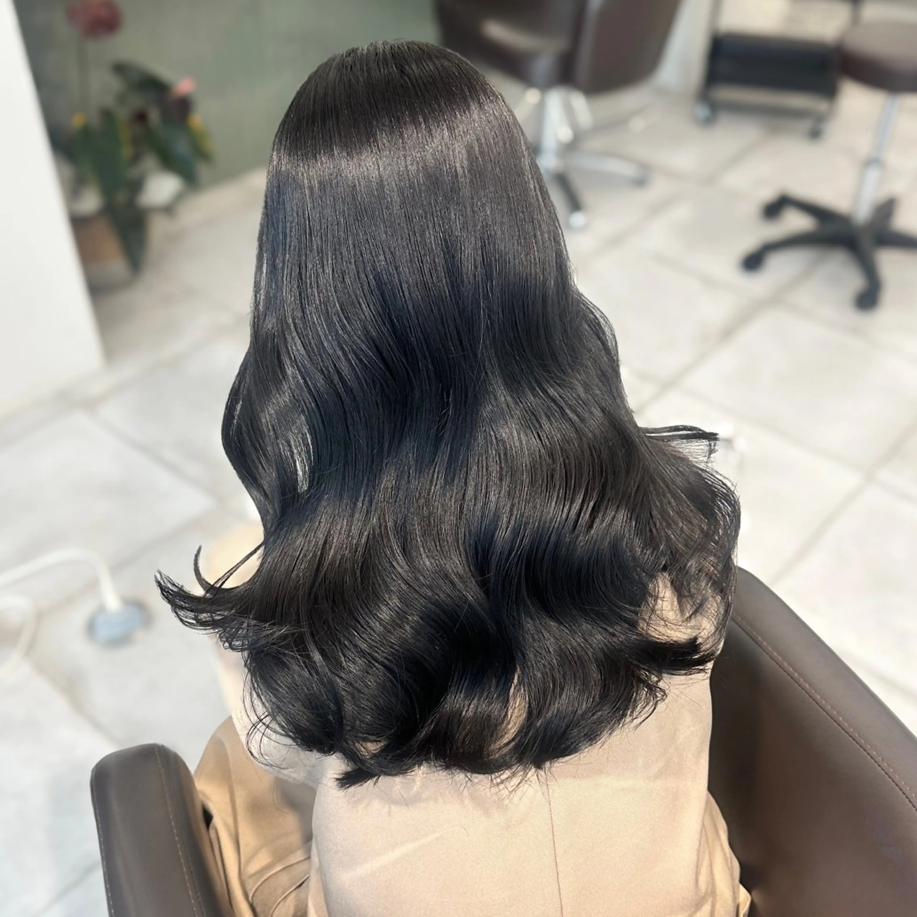 セミロング カラー ブリーチなし/レイヤ ー特化🌈Tommyのヘアスタイル