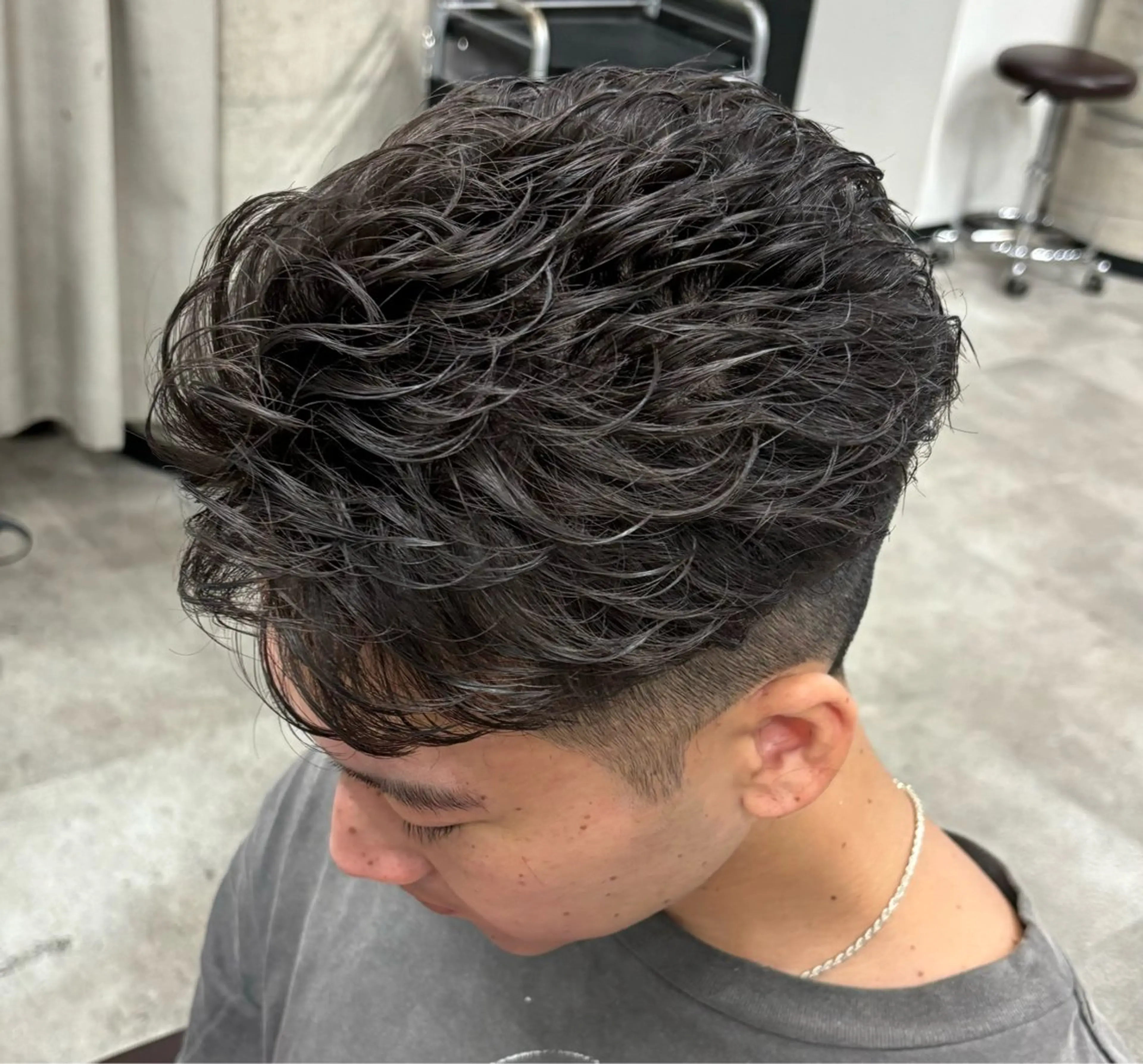 ショート パーマ メンズ era2d所属・マコト/心斎橋 メンズ専門店のヘアスタイル