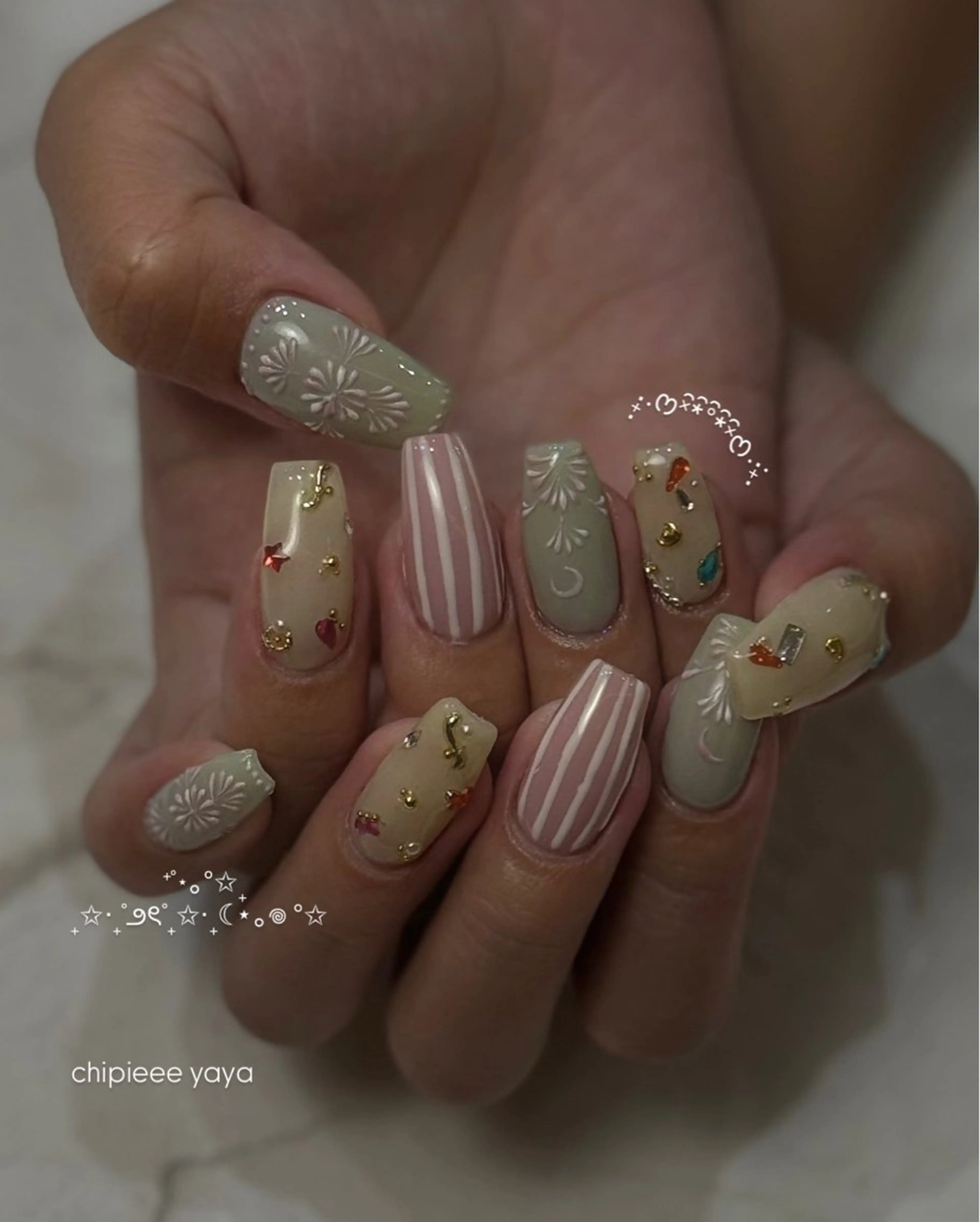 ネイル ハンドネイル Chipieee yayaのネイルデザイン