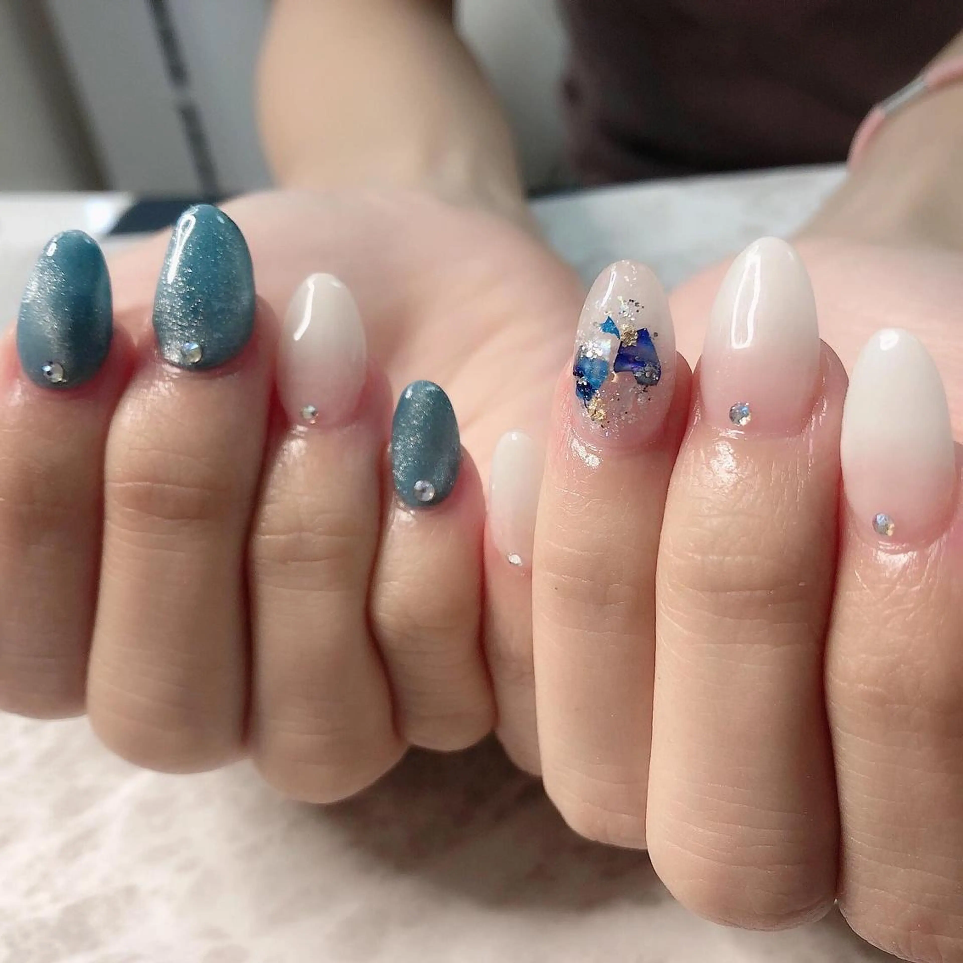 ネイル マツエク・マツパ L'ea  Rose レア・ローズのネイルデザイン