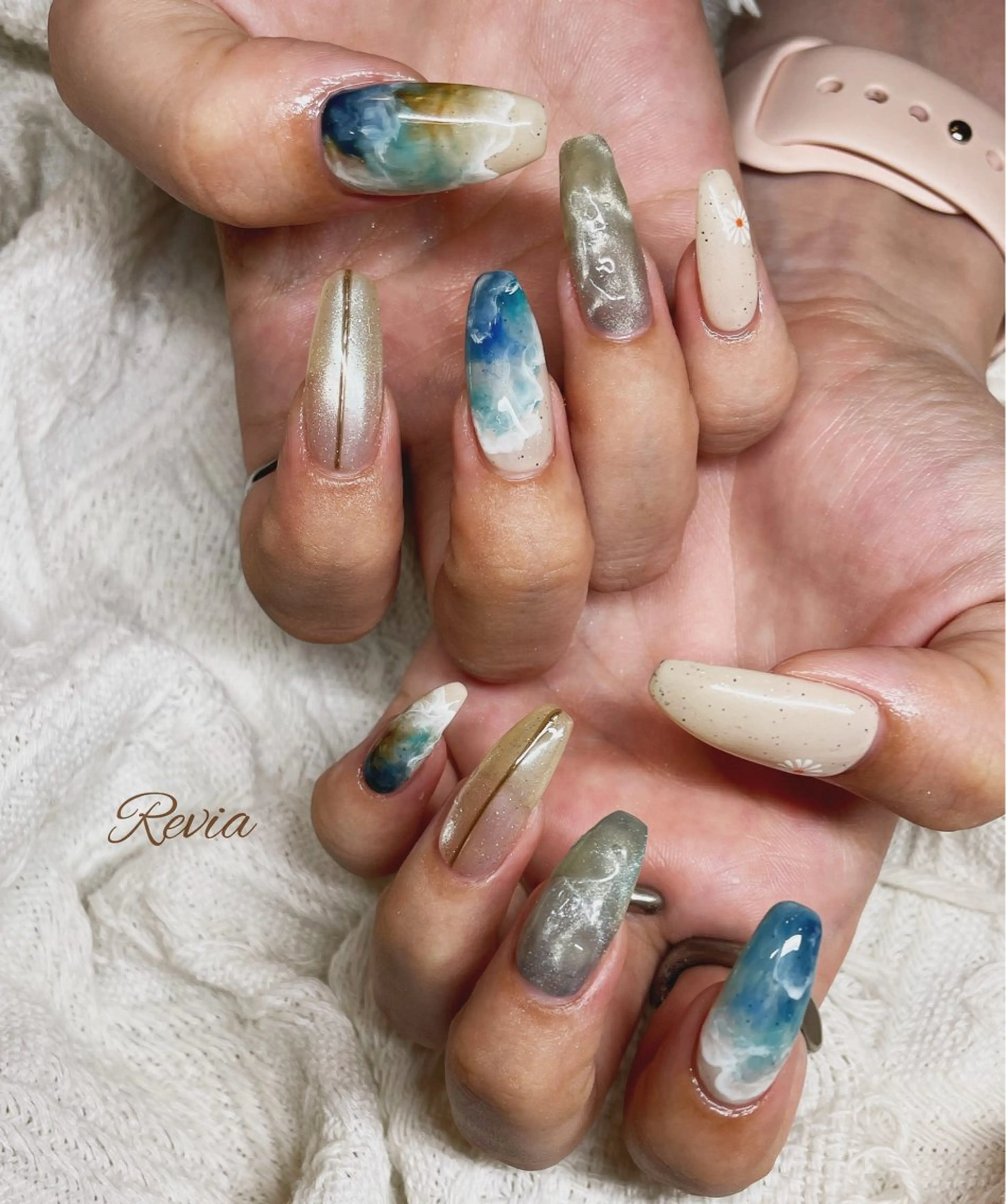 ネイル ハンドネイル revia所属・ERI Nailistのネイルデザイン